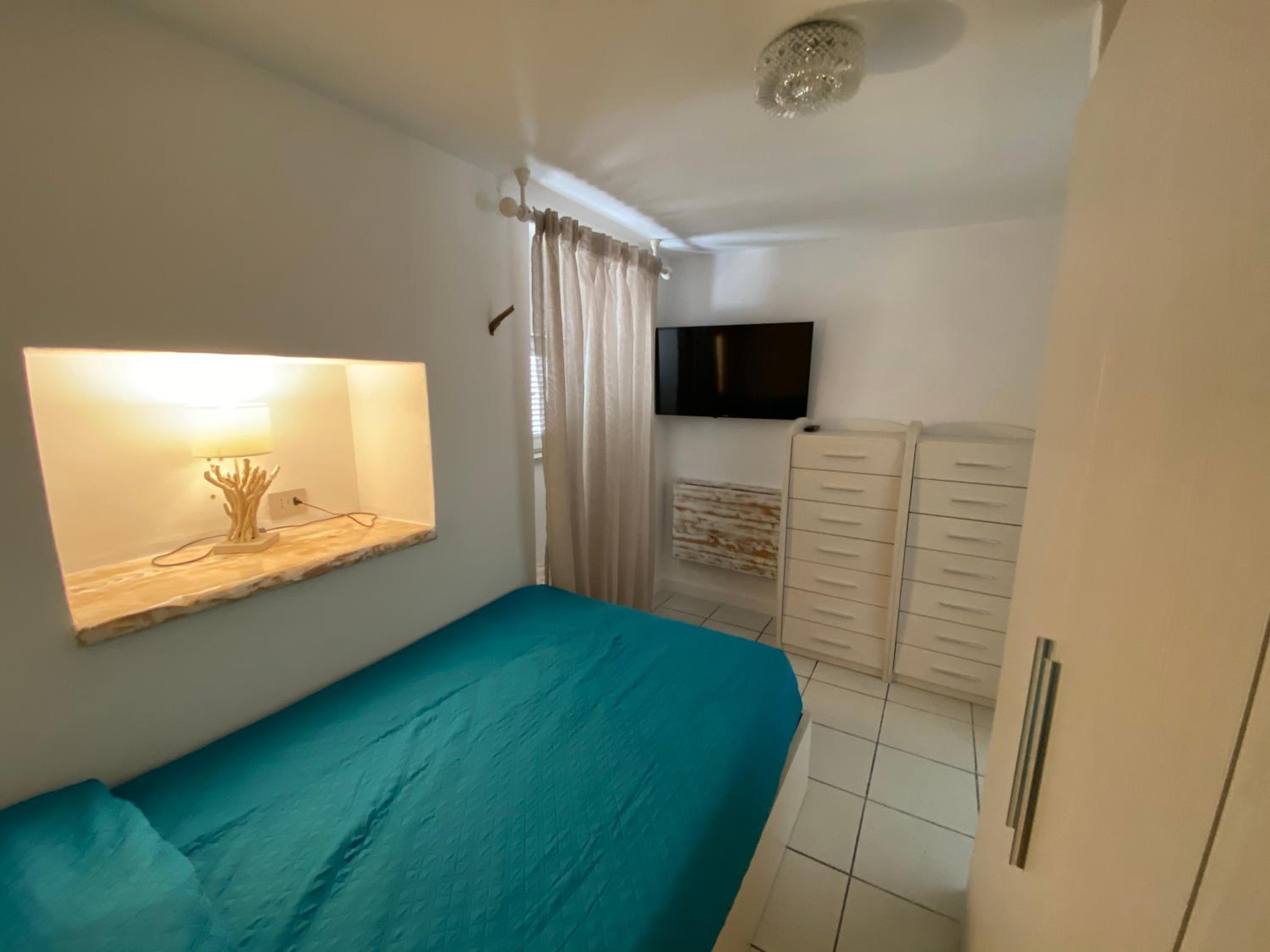 Apartment with Sea View - Photo 22