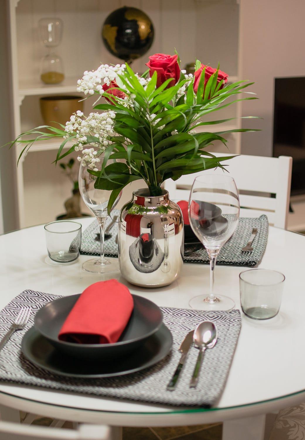 Two-Bedroom Apartment - Photo 7