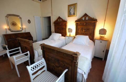 Deluxe Double or Twin Room photo 3