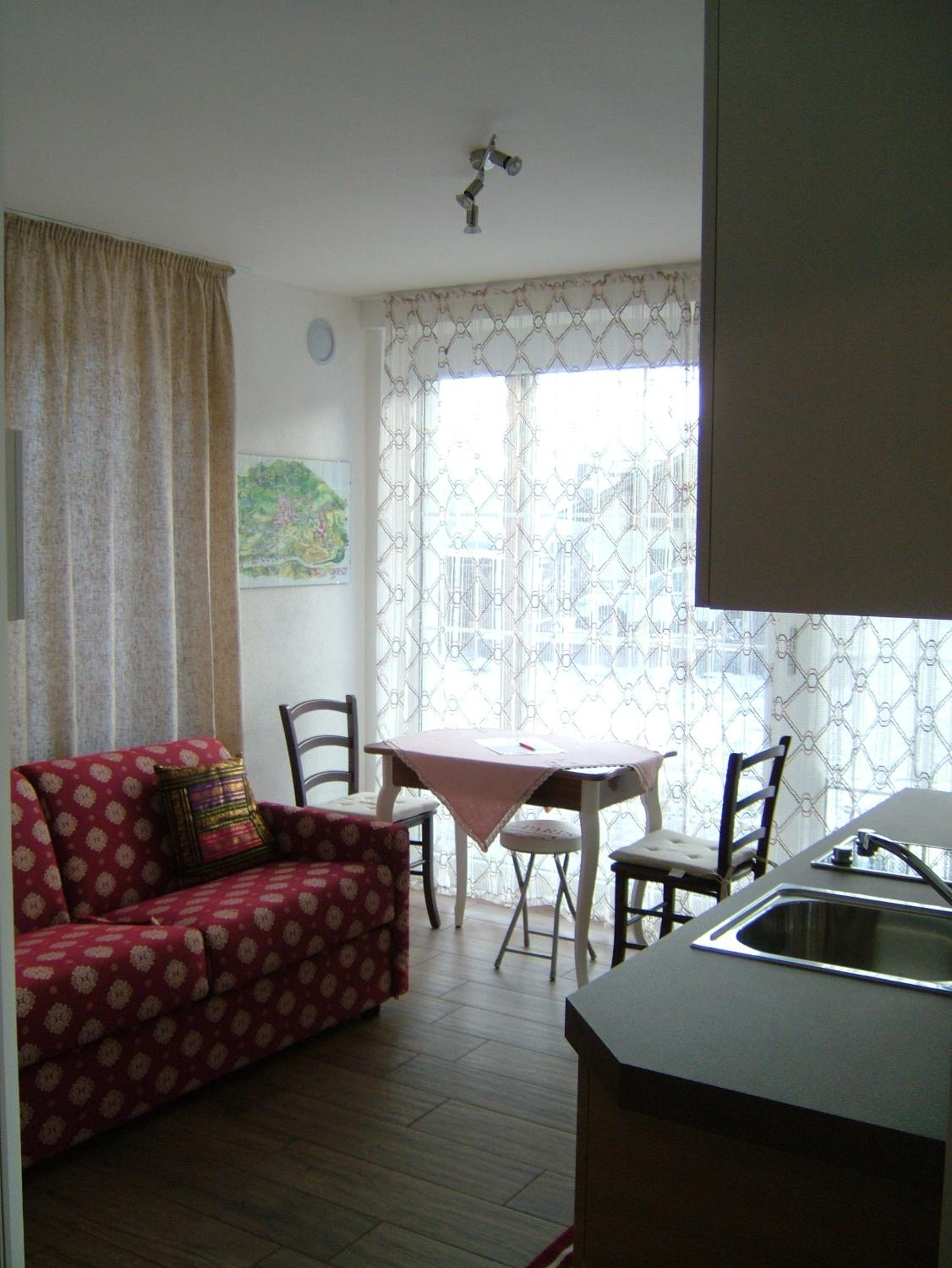 One-Bedroom Standard Apartment