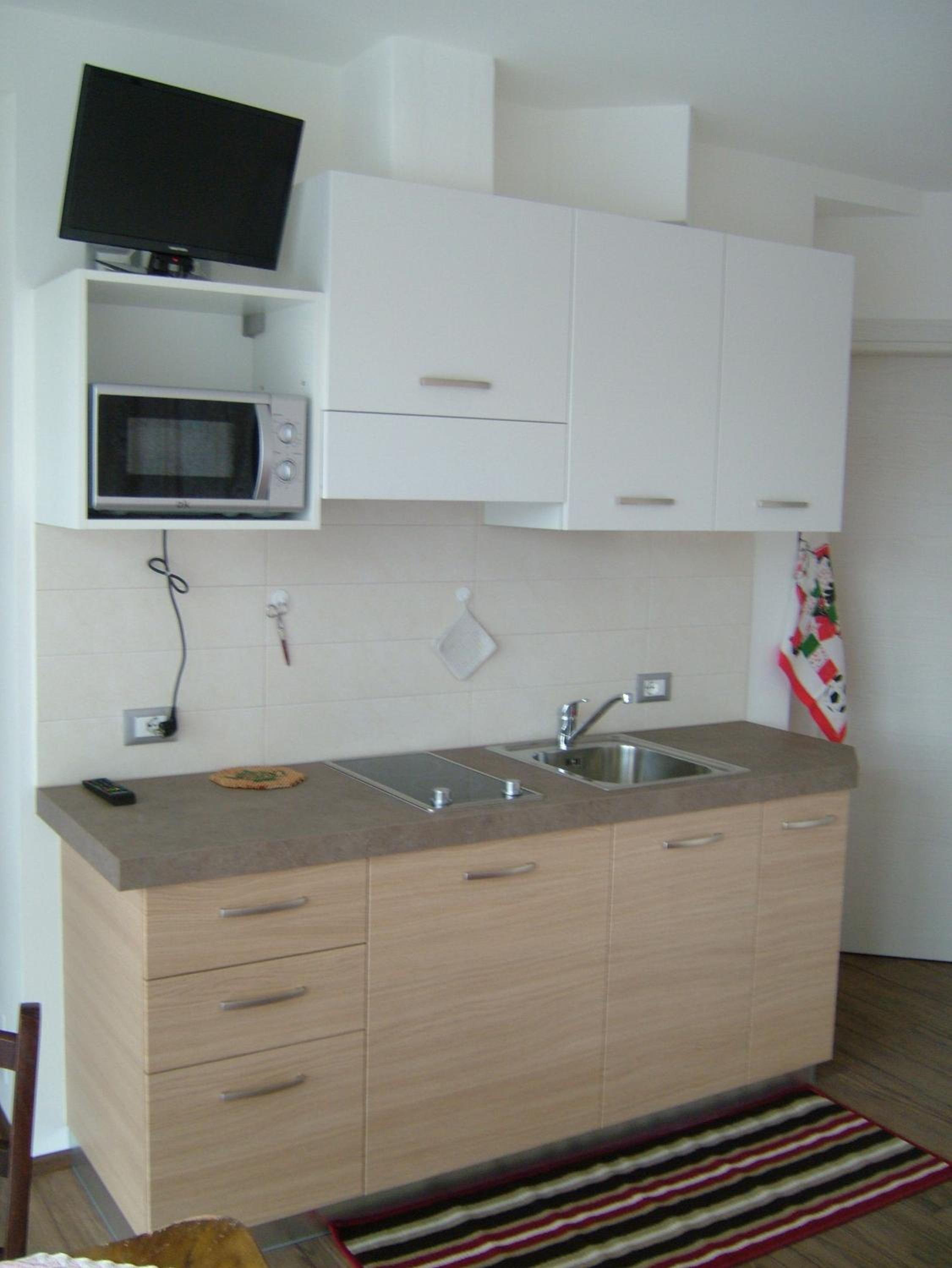 One-Bedroom Standard Apartment photo 2