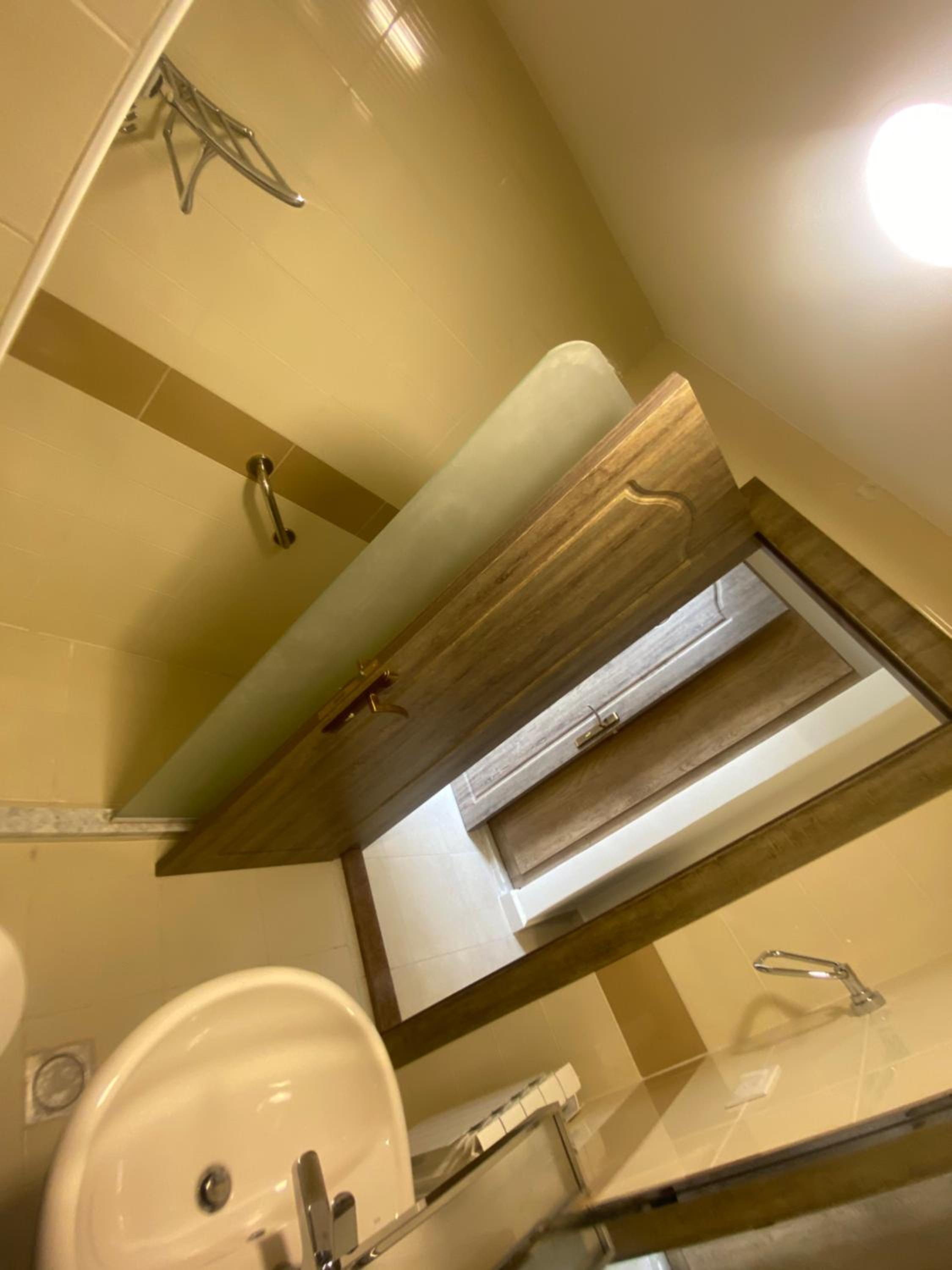 Budget Twin Room - Photo 3