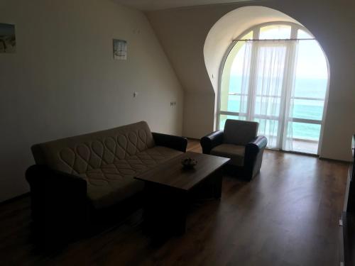 Apartment with Sea View photo 3
