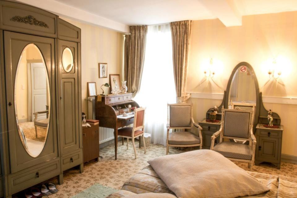 Twin Room with Bath photo 1