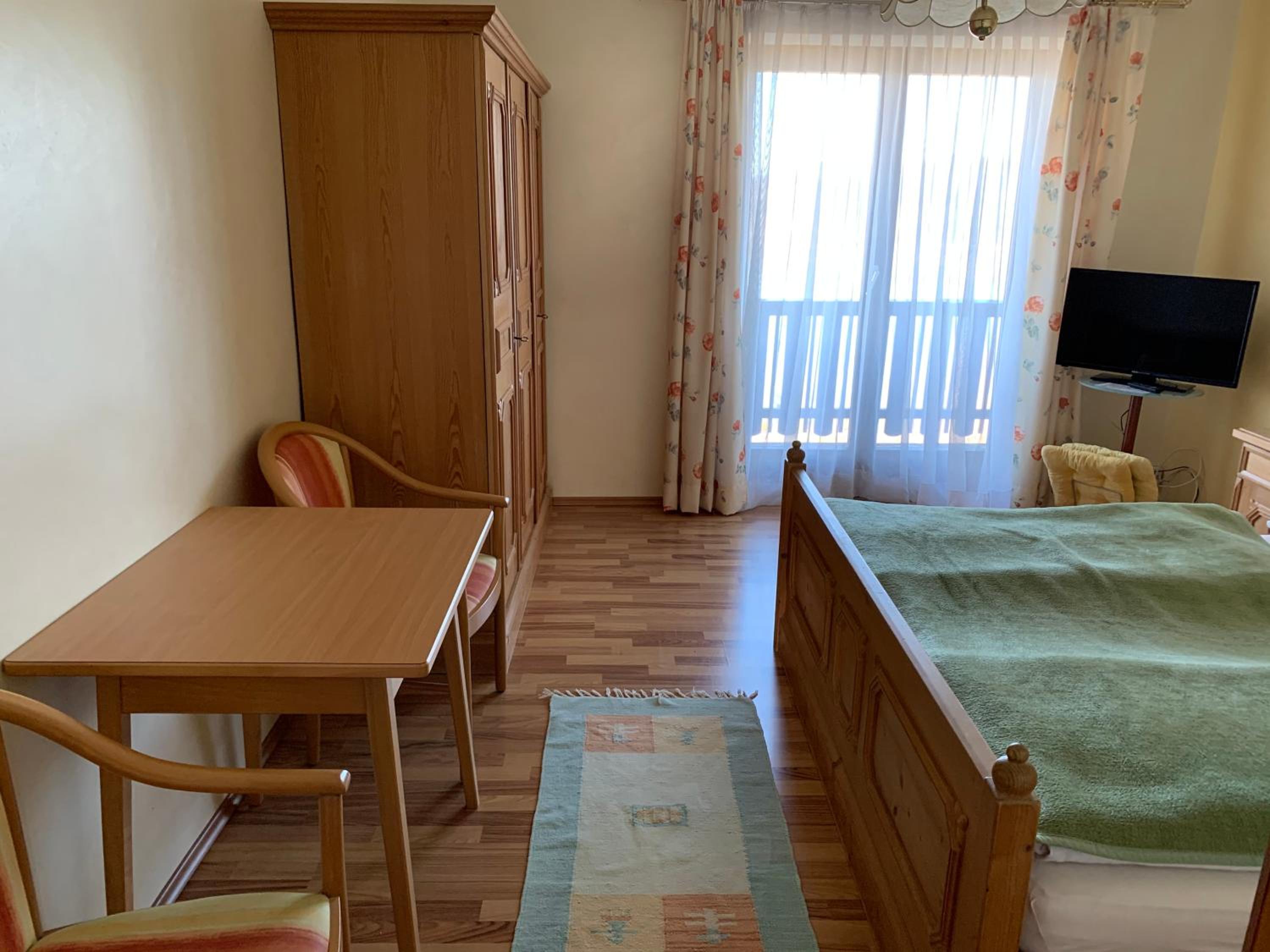 Double Room with Lake View