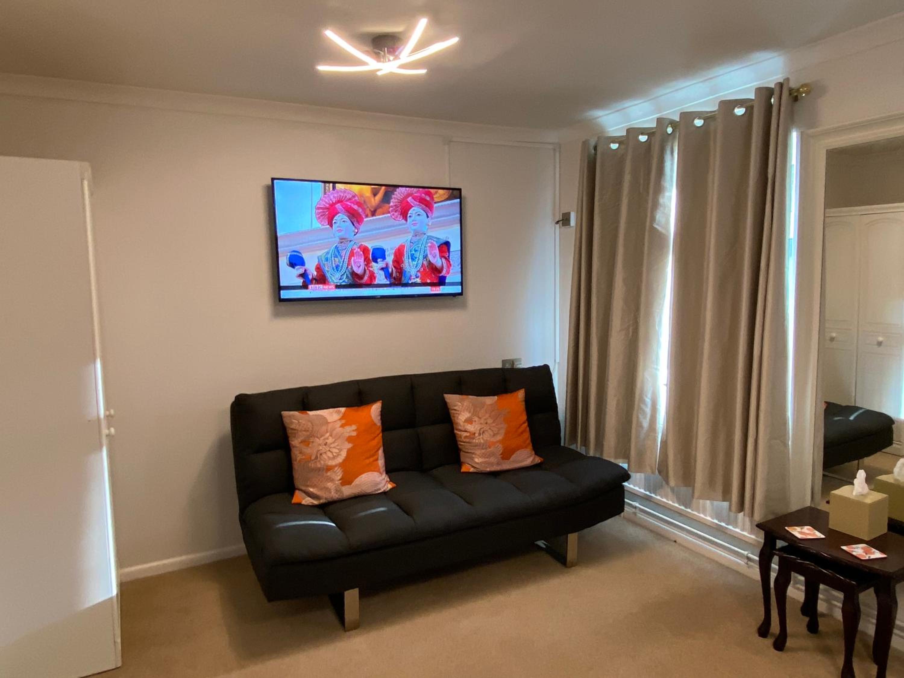 Triple Room with Sofa Bed photo 3
