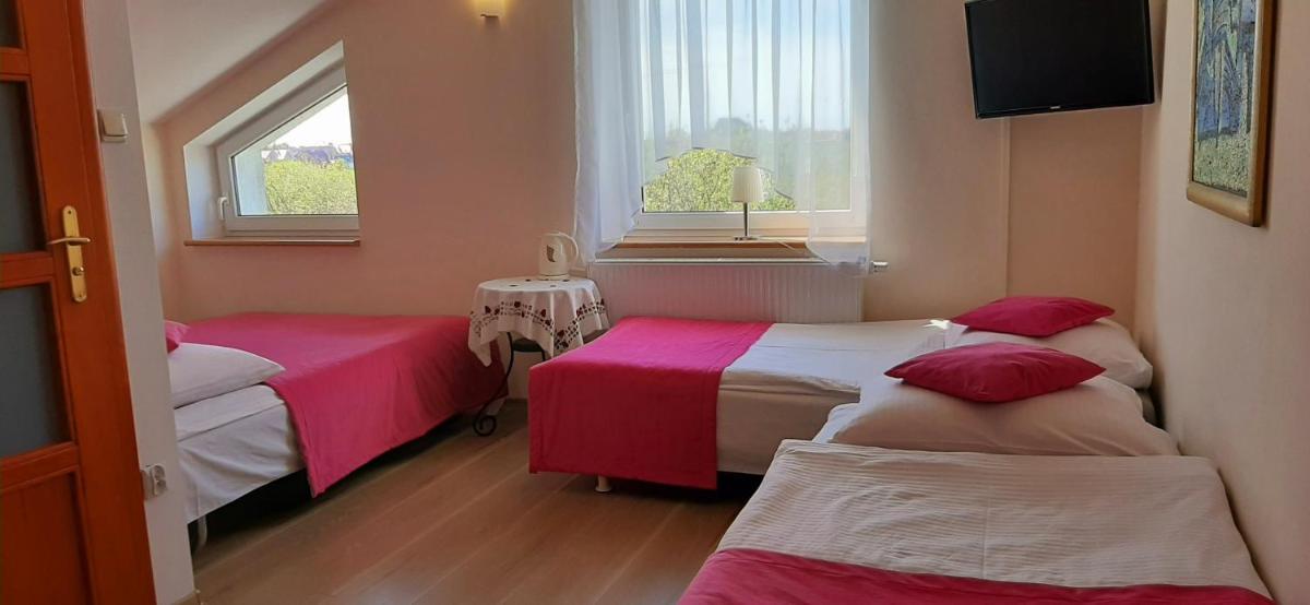 Quadruple Room - Photo 1