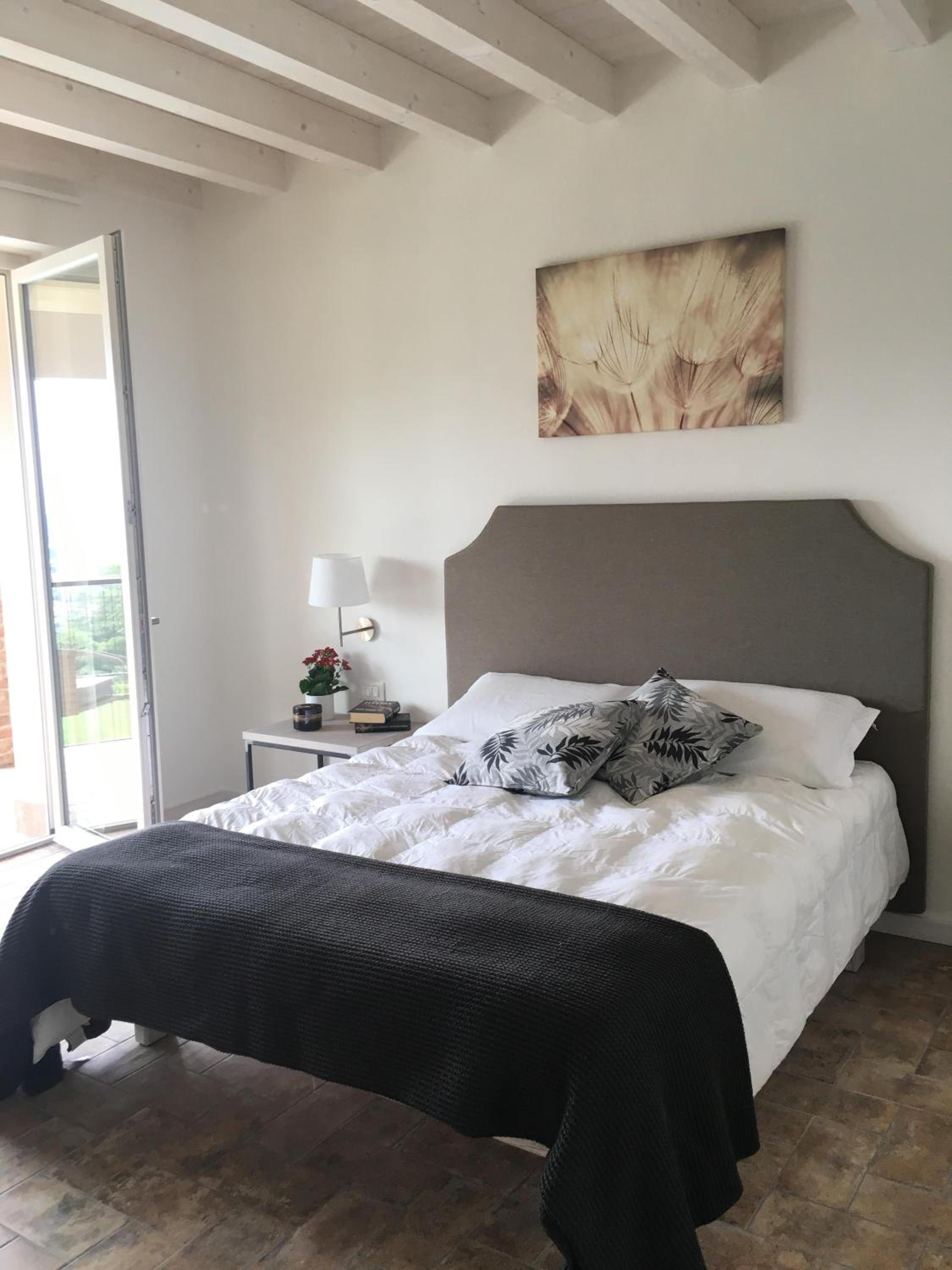 Double Room with Pool View photo 2