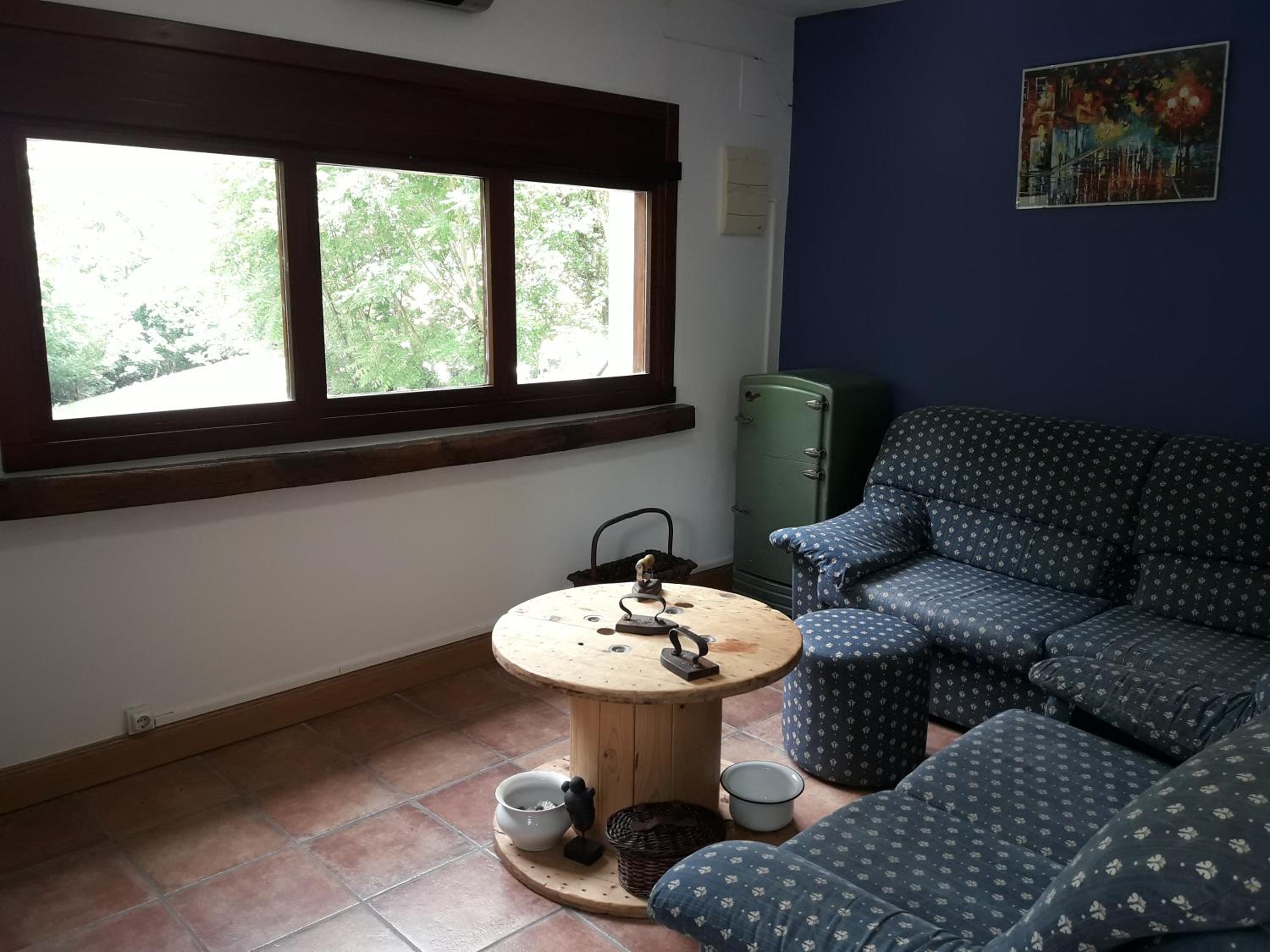 Family Room - Photo 7