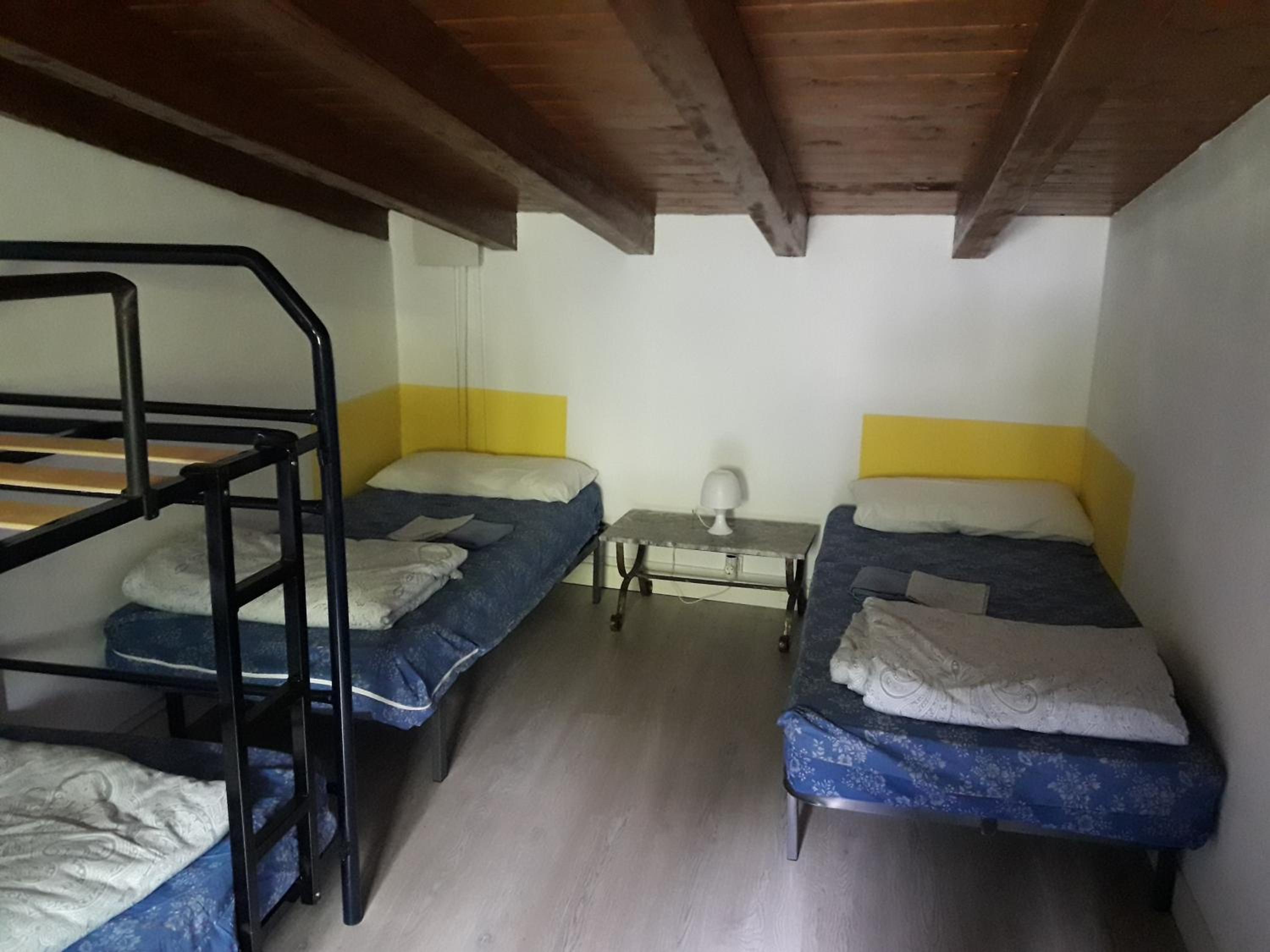 Standard Quadruple Room - Photo 2