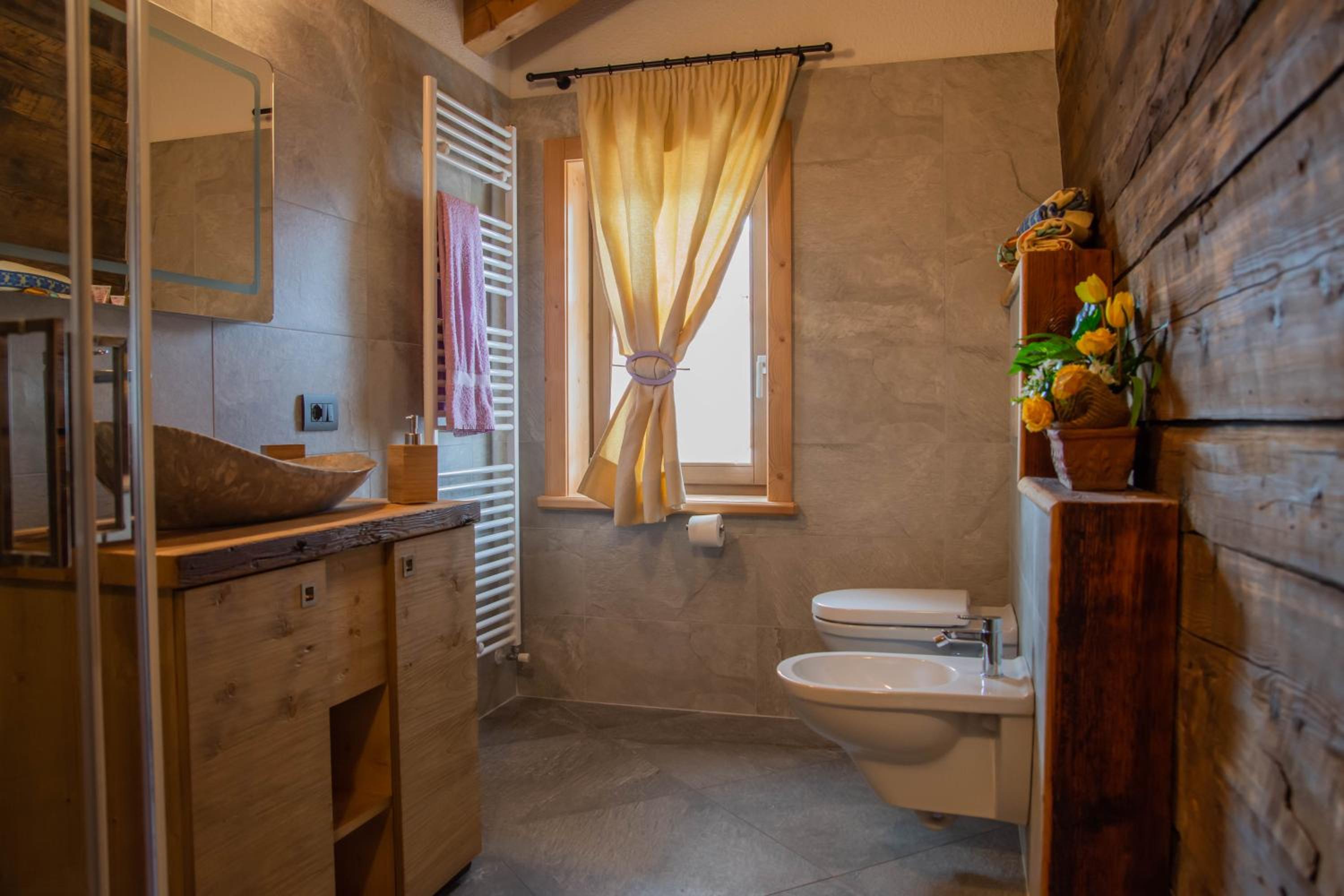 Double Room with Private Bathroom photo 3