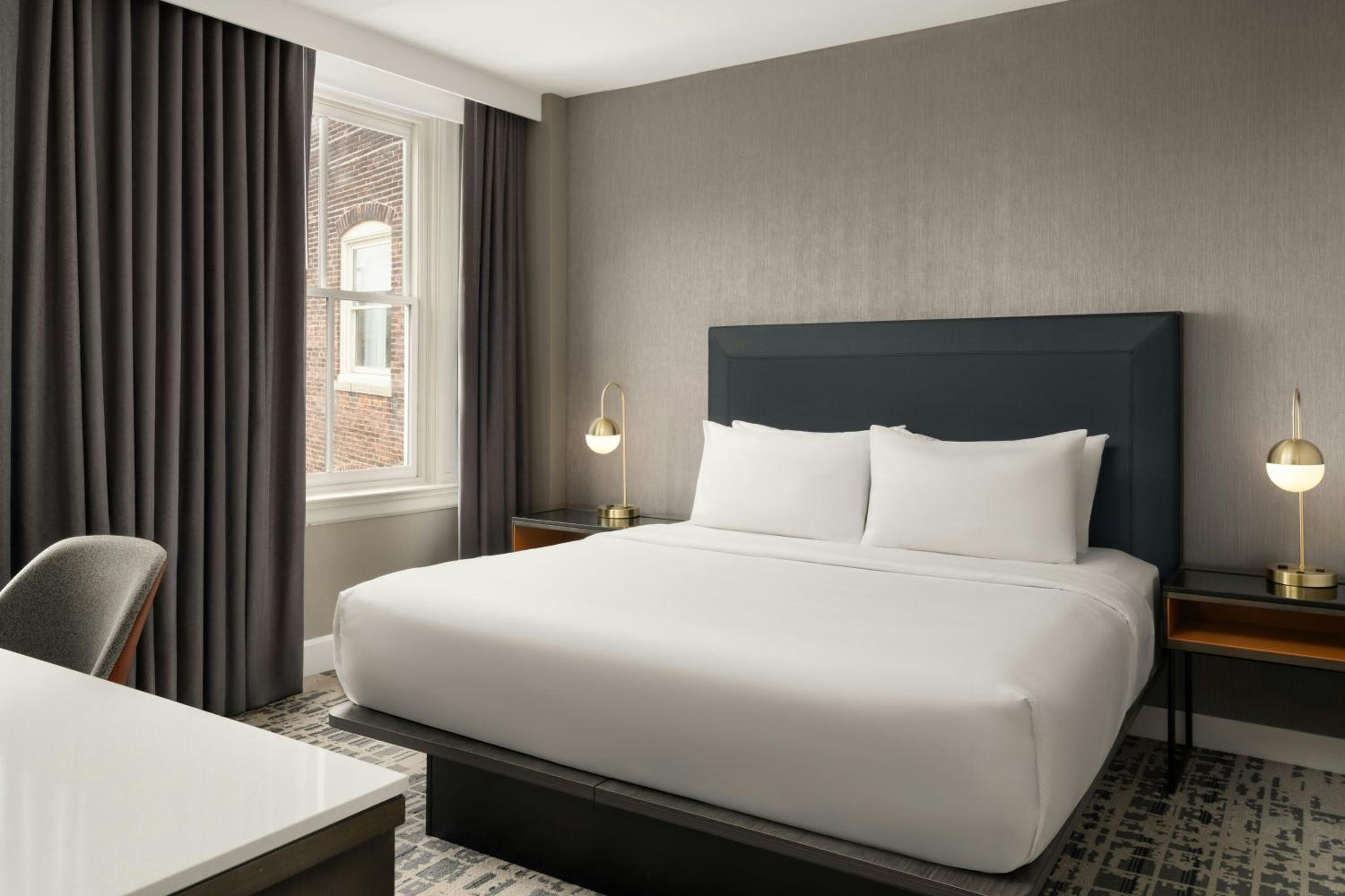 King Room with City View