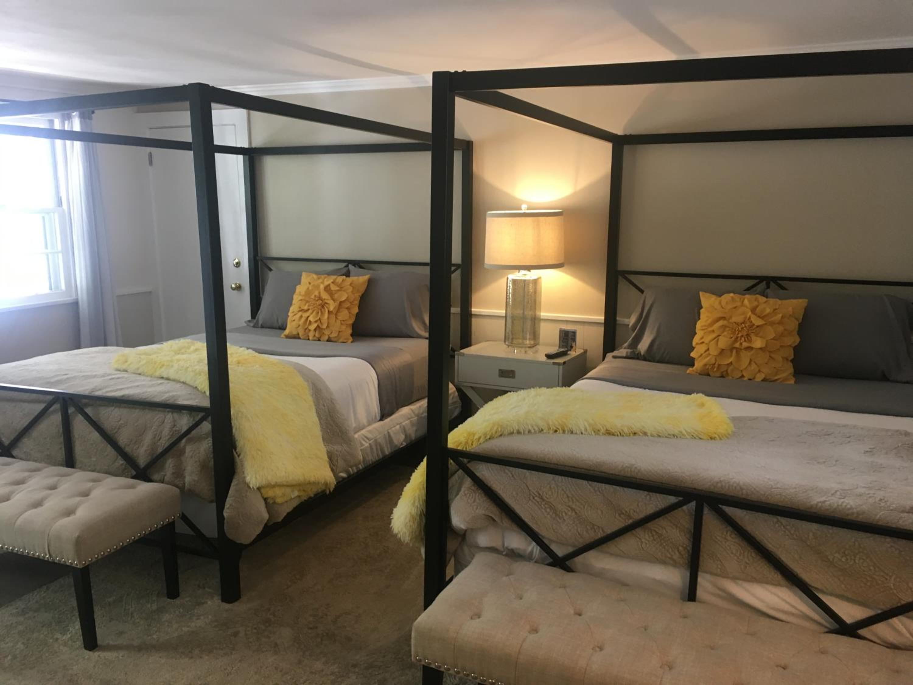Classic Quadruple Room photo 1