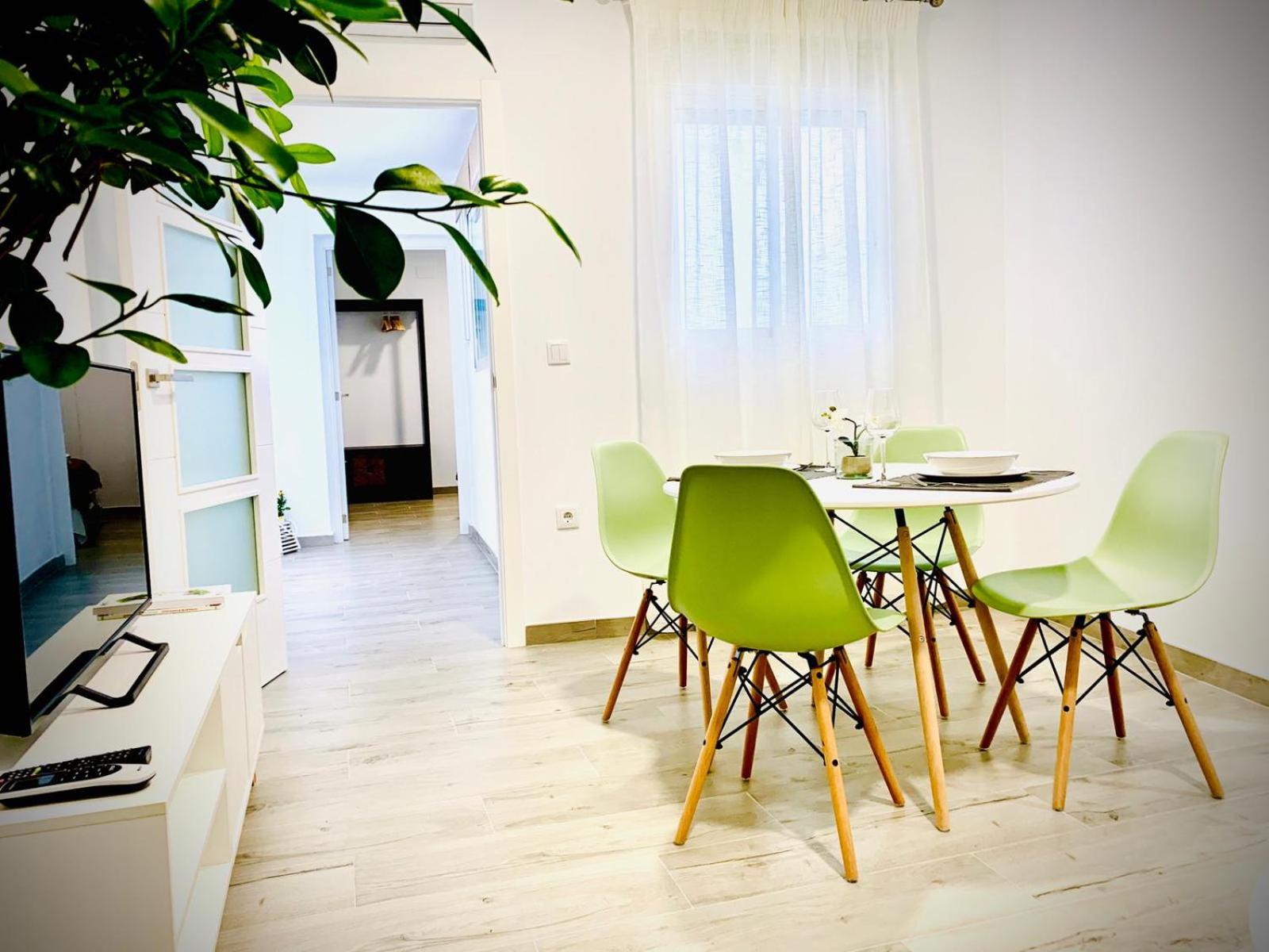 One-Bedroom Apartment - Photo 11