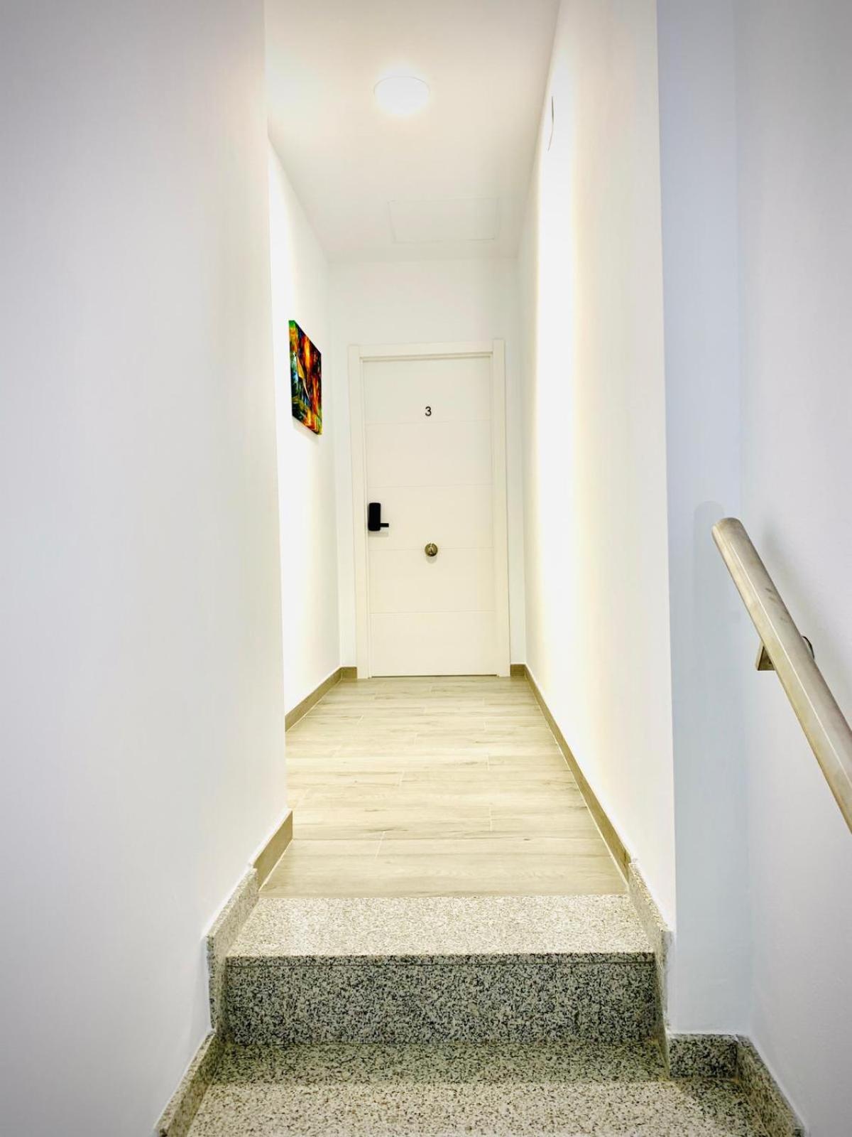 One-Bedroom Apartment - Photo 6