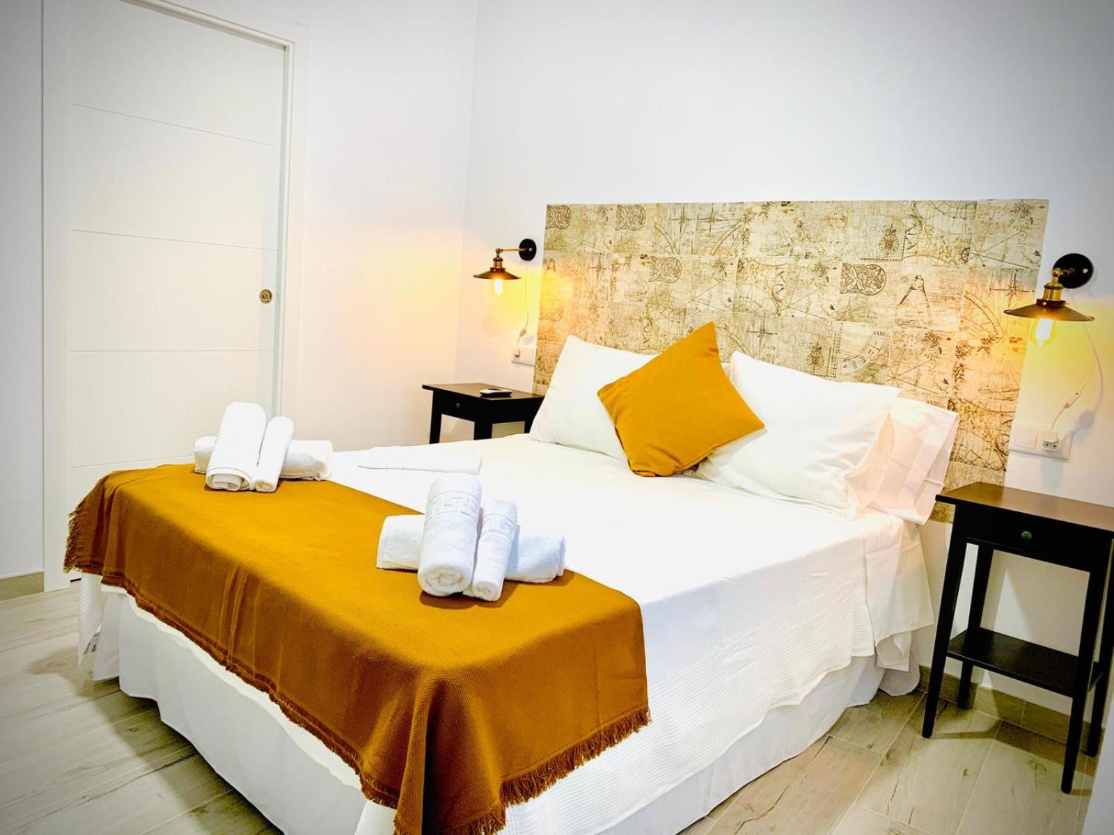 One-Bedroom Apartment - Photo 3