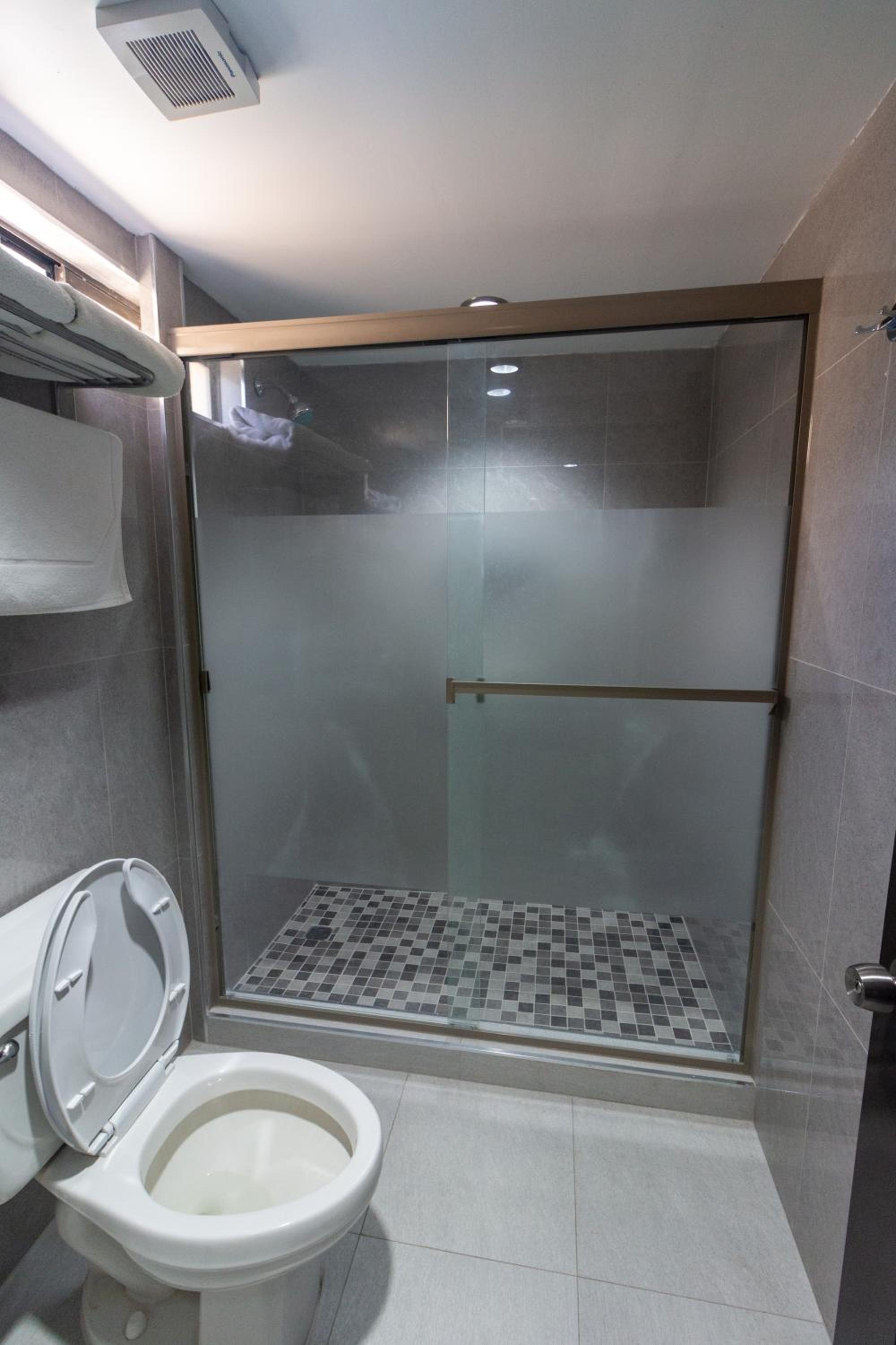 Double Room with Two Double Beds - Non-Smoking photo 2