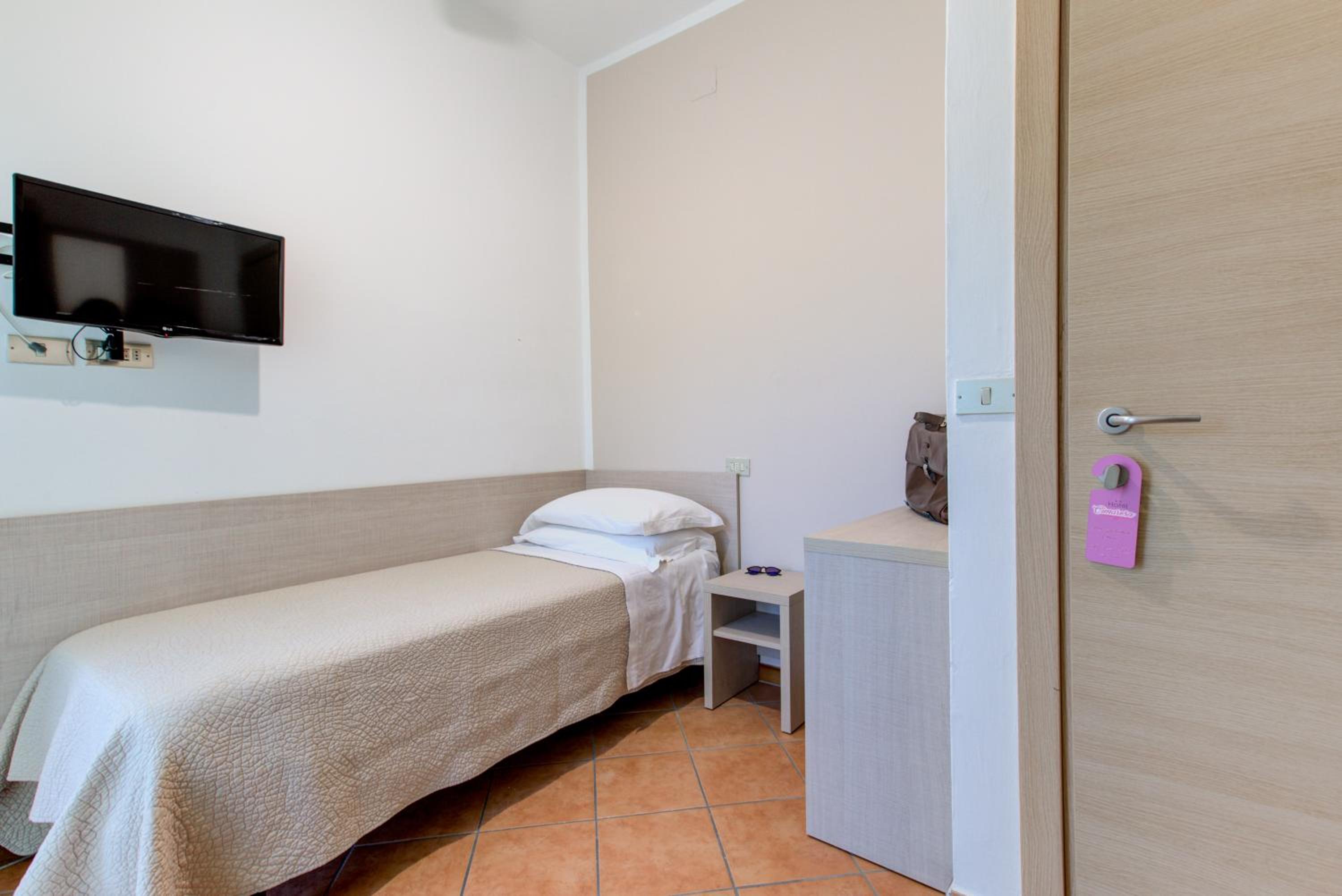 Single Room photo 1