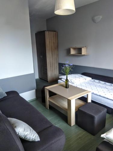 Triple Room with Private Bathroom photo 1