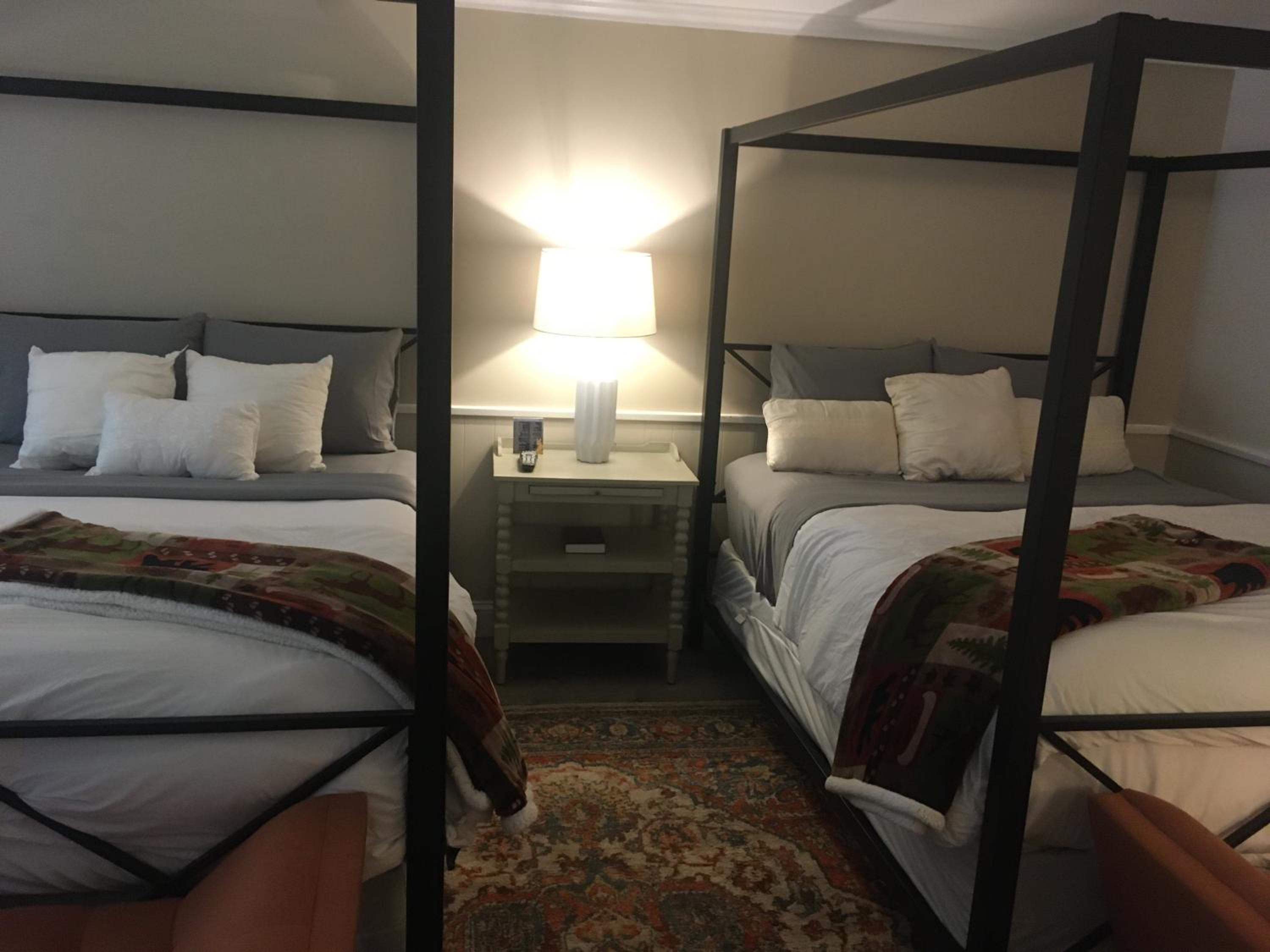 Deluxe Family Suite photo 1