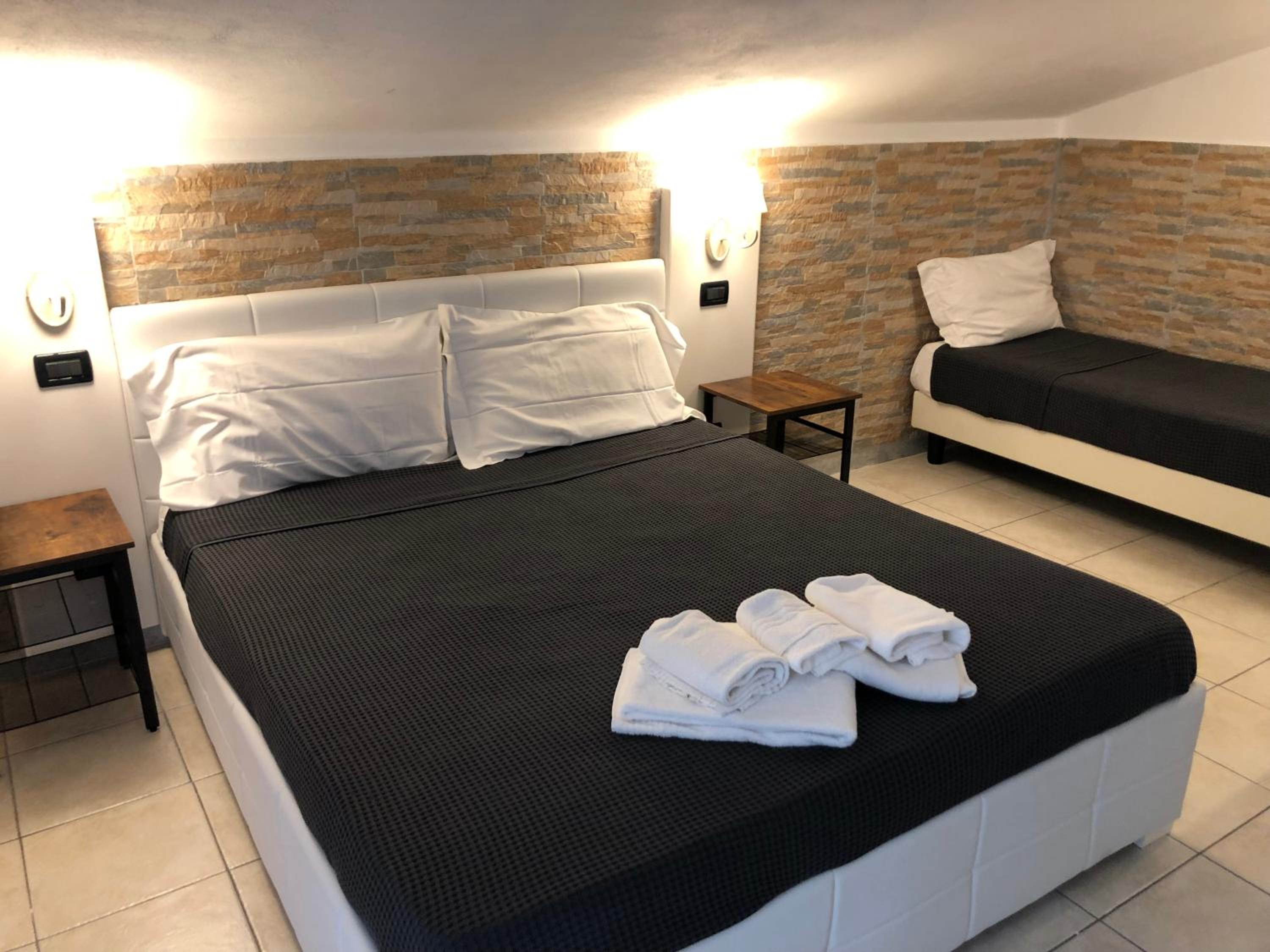 Comfort Triple Room - Photo 2