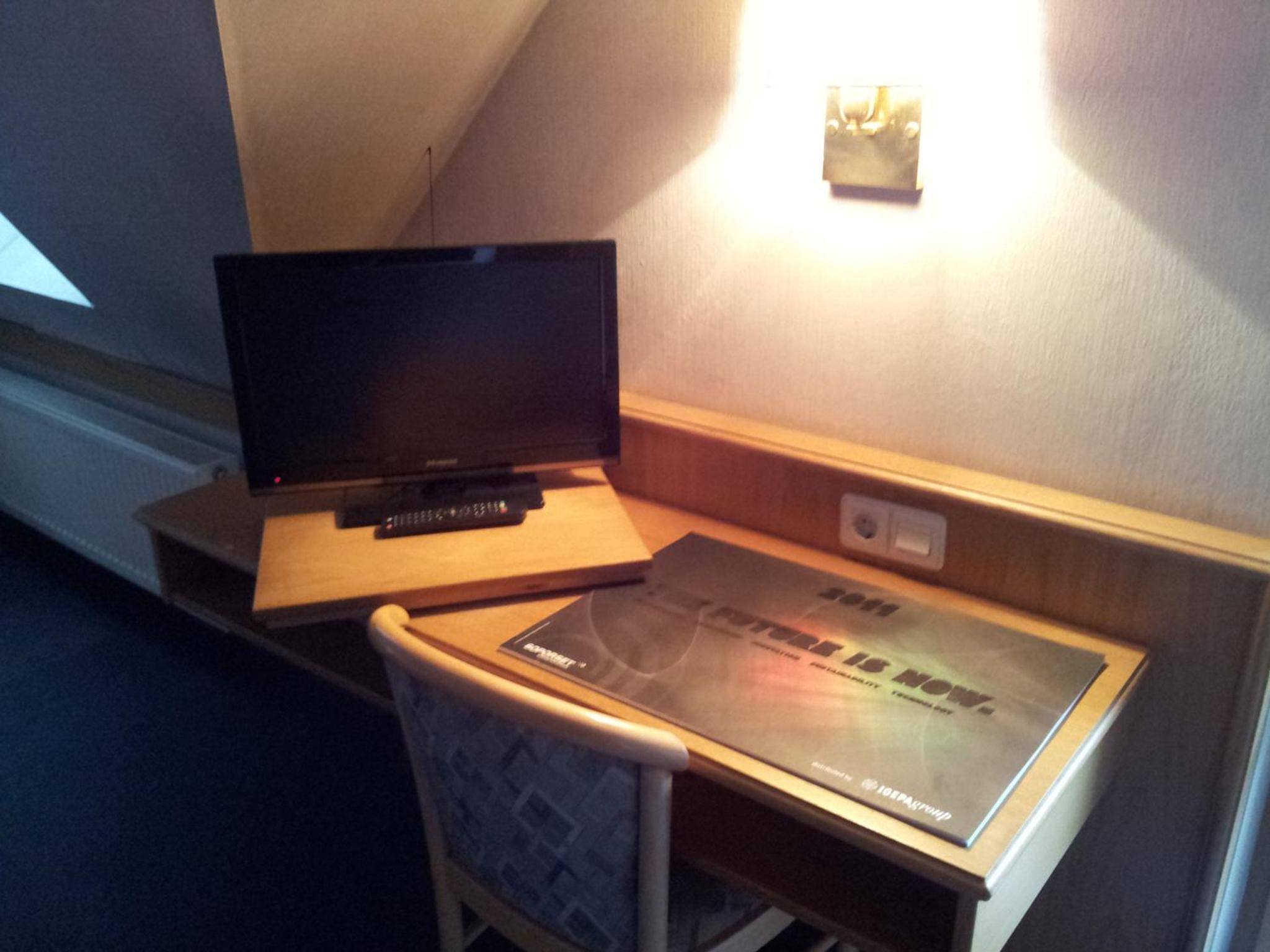 Single Room photo 2