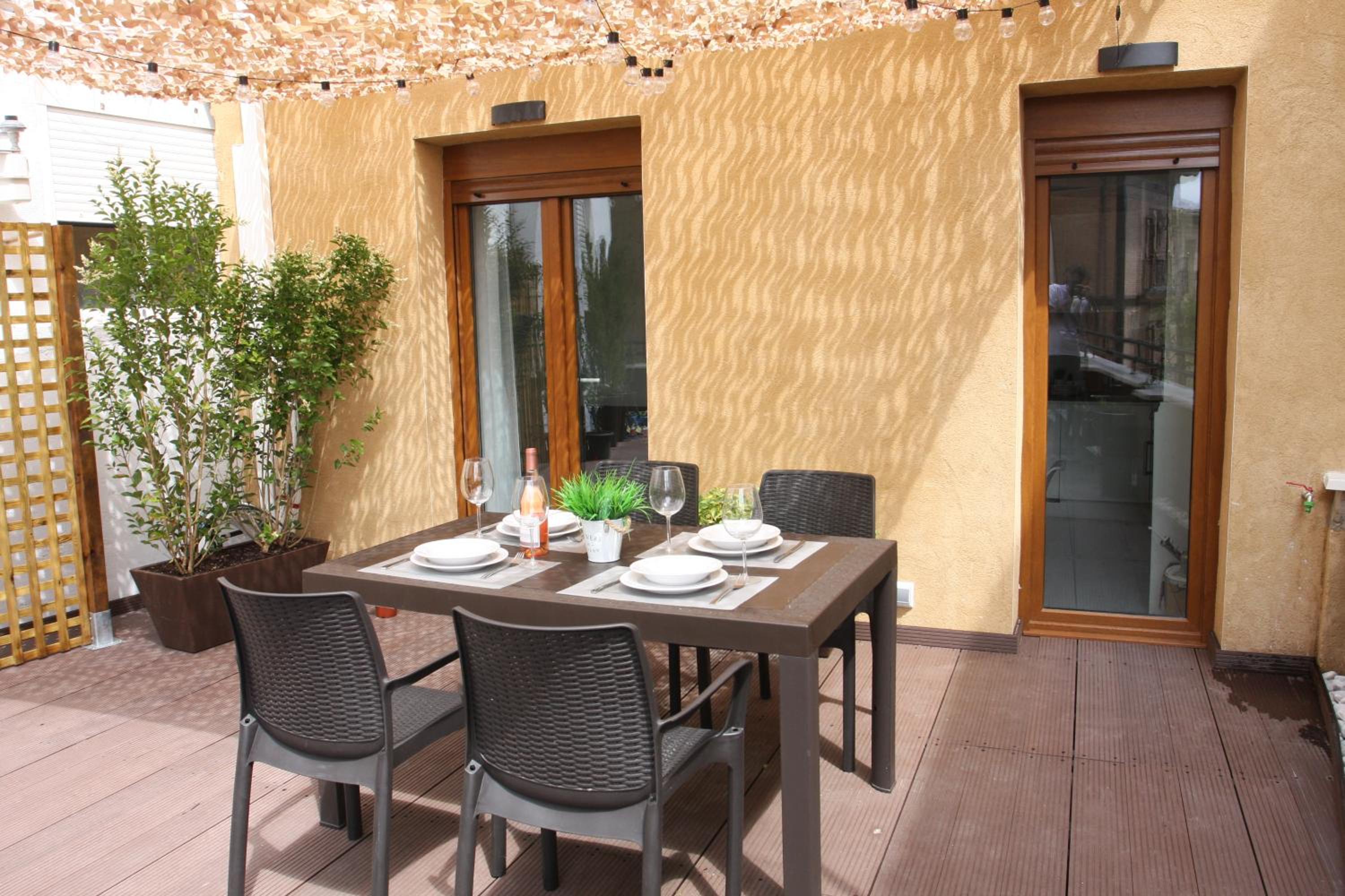 Apartment with Terrace photo 3