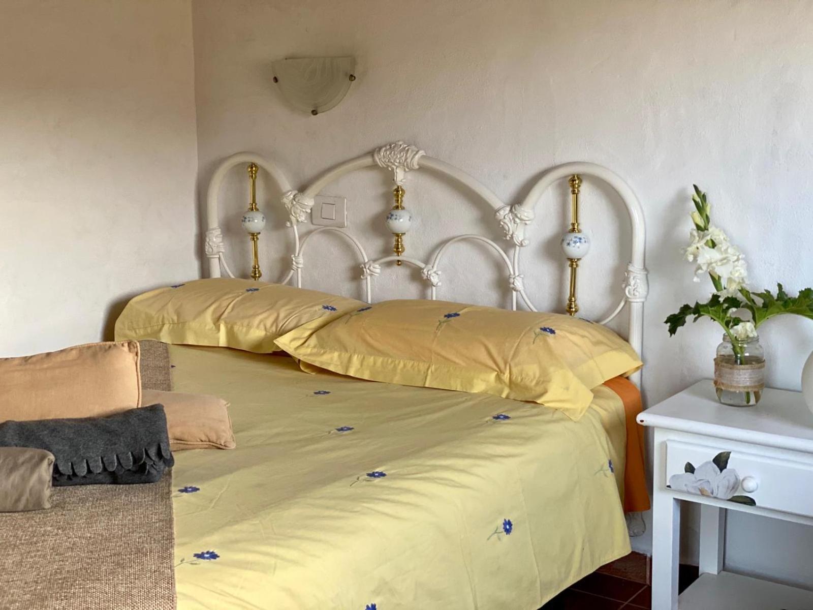 One-Bedroom House - Photo 1