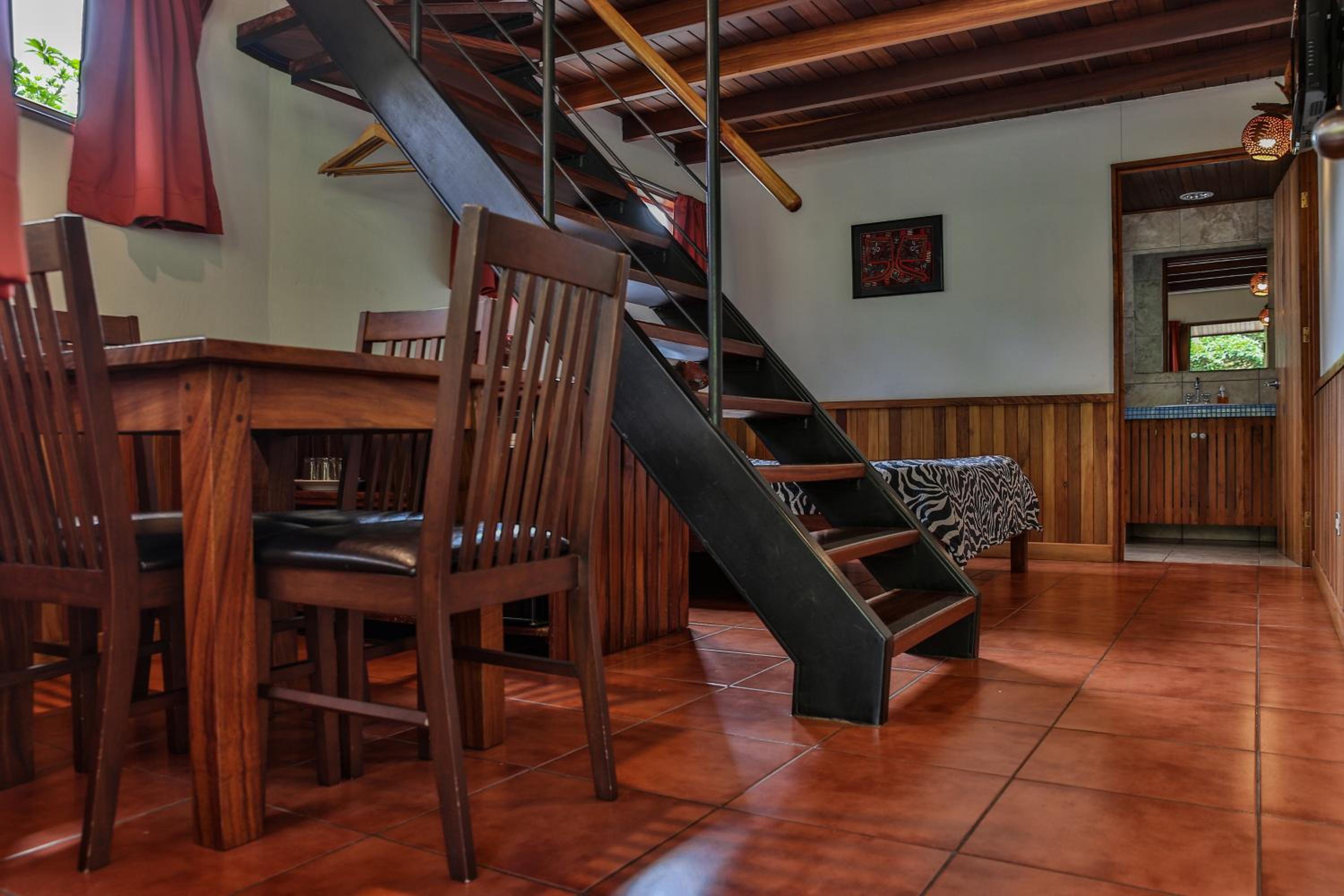 Superior Family Room photo 1