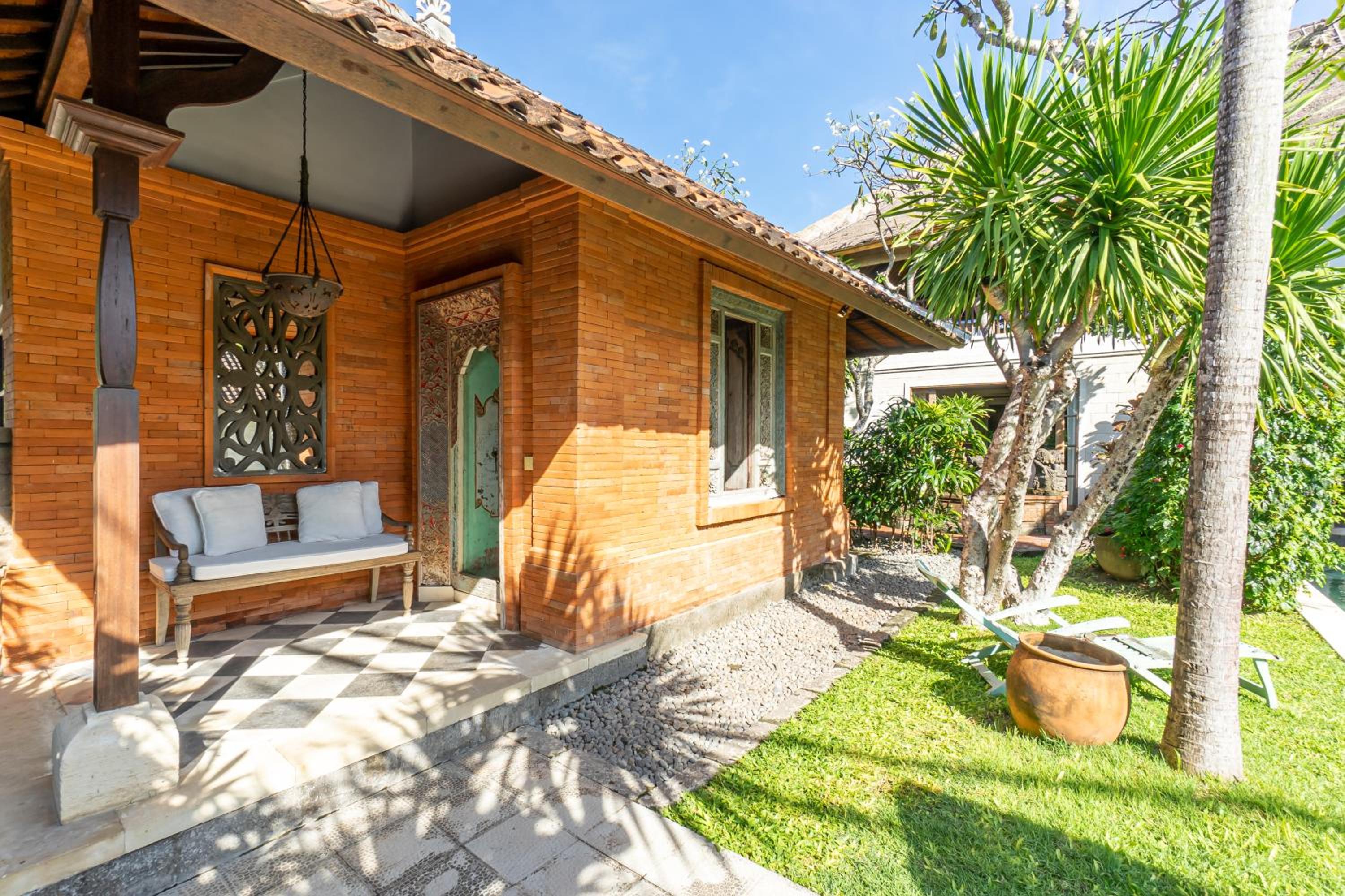 Villa - Photo 4