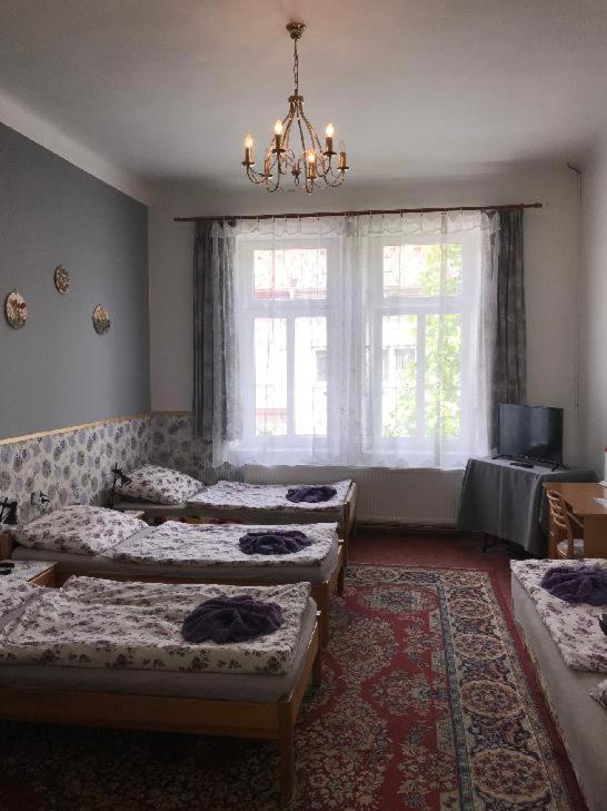 Quadruple Room with Private Bathroom photo 1
