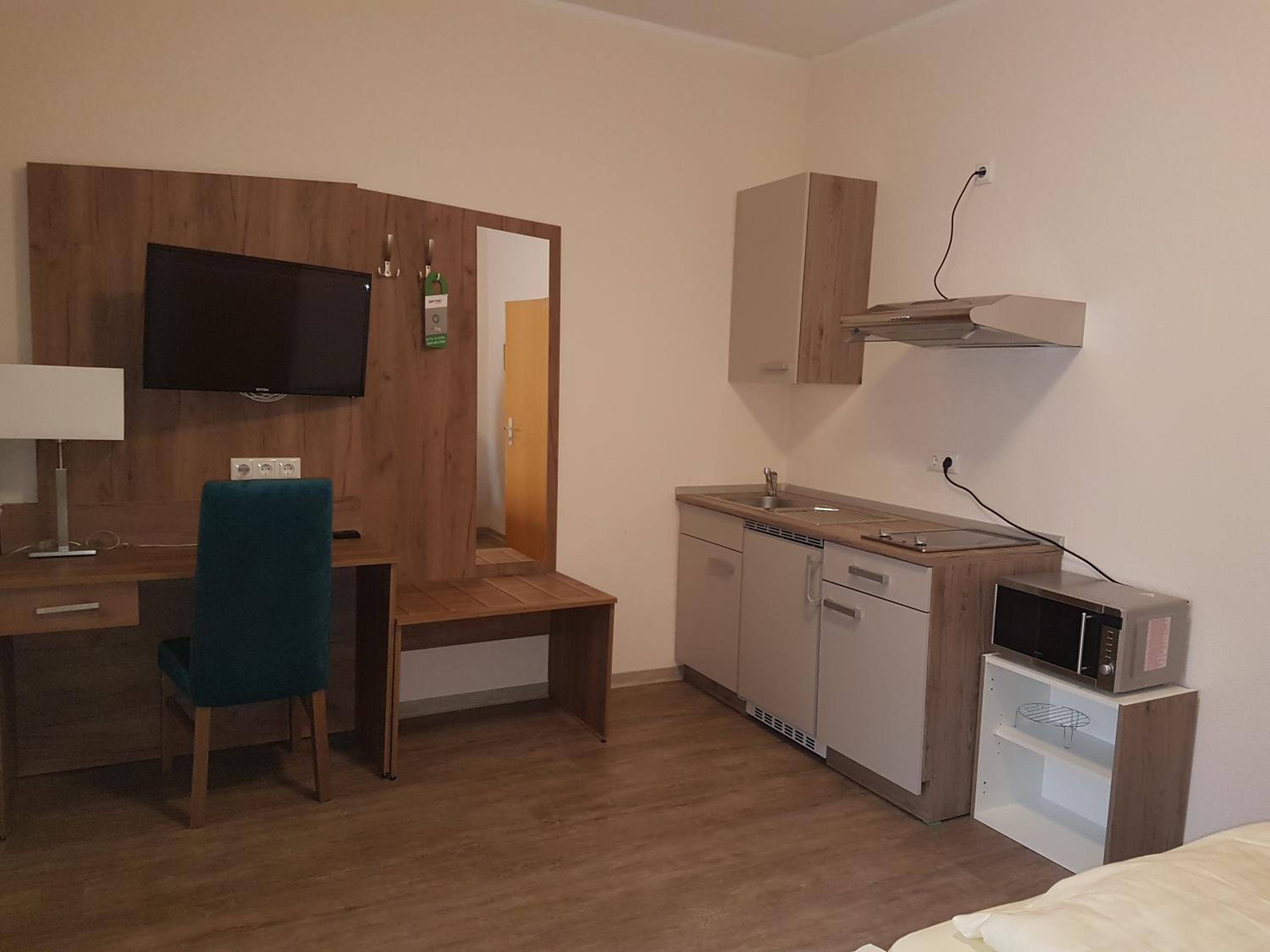 Large Double Room photo 1
