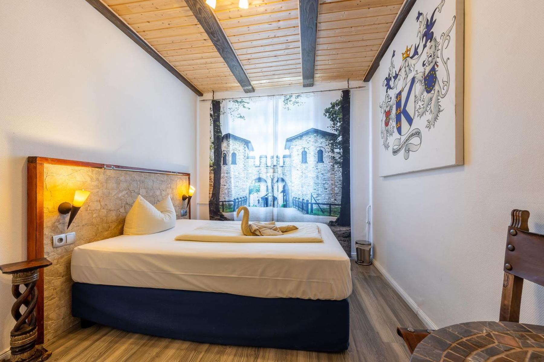 Single Room photo 2