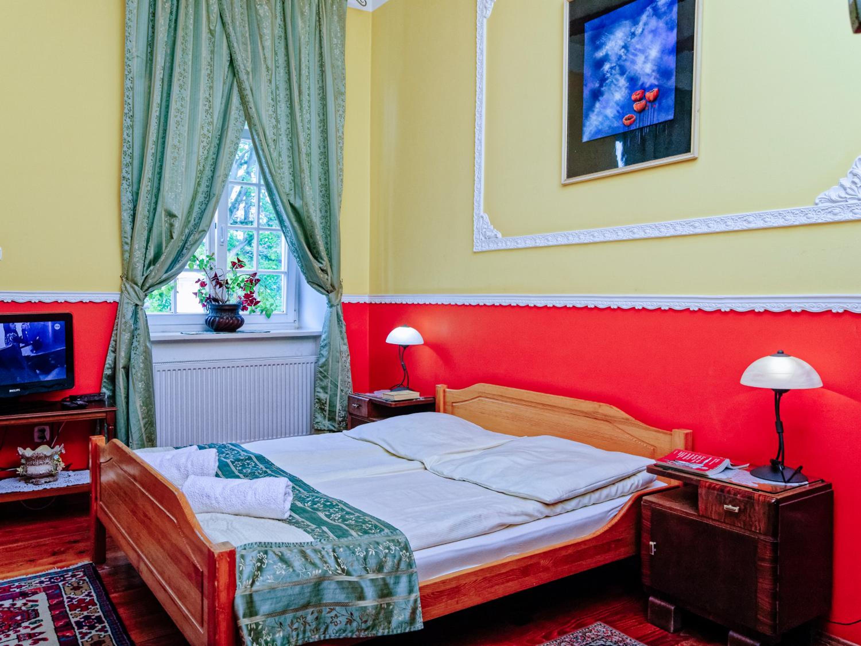 Standard Double or Twin Room photo 1