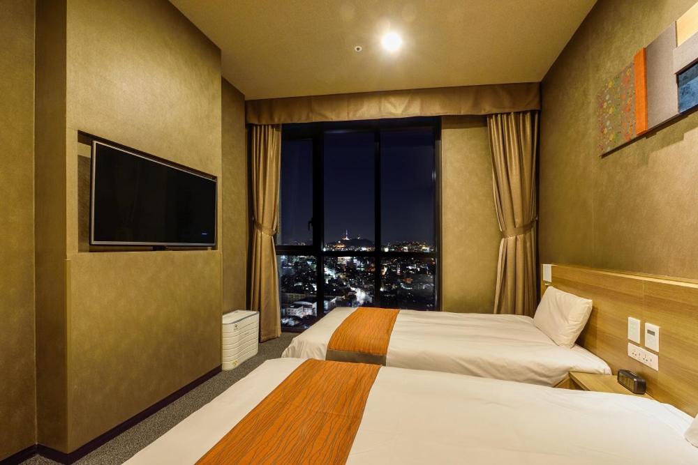 Standard Twin Room photo 2
