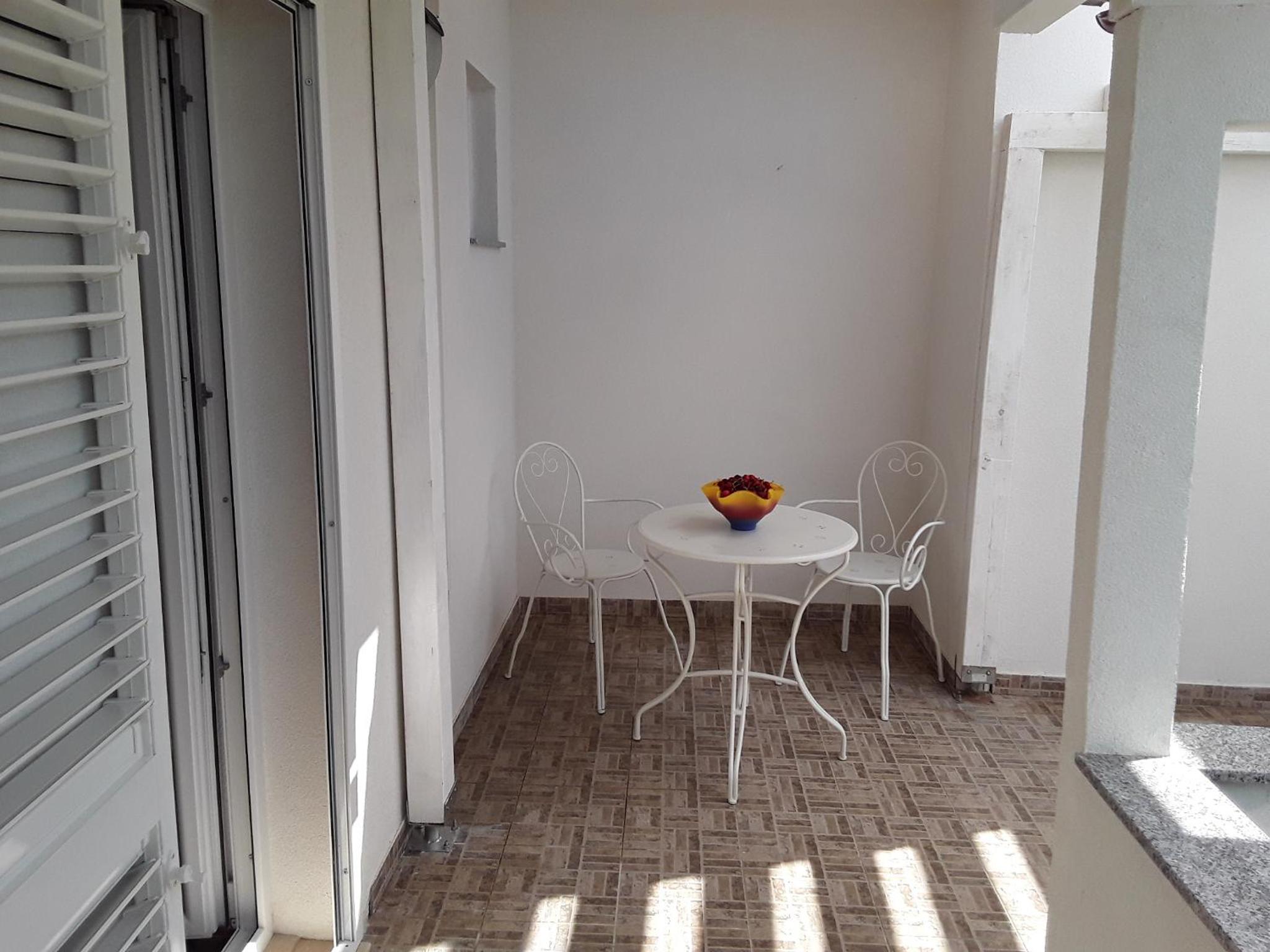 Studio Apartment with Garden View photo 3