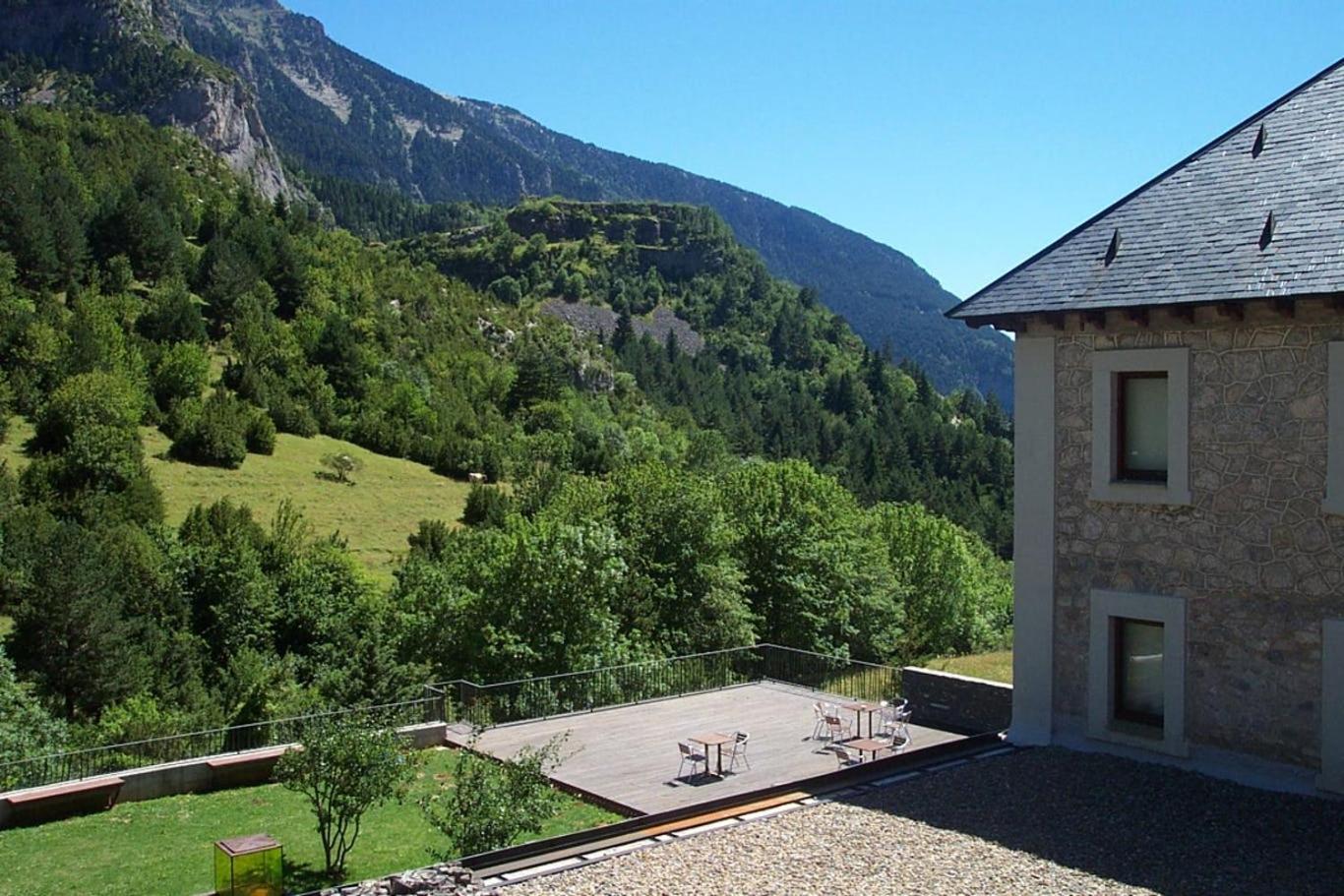 Habitación Doble Superior con Vista a la Montaña