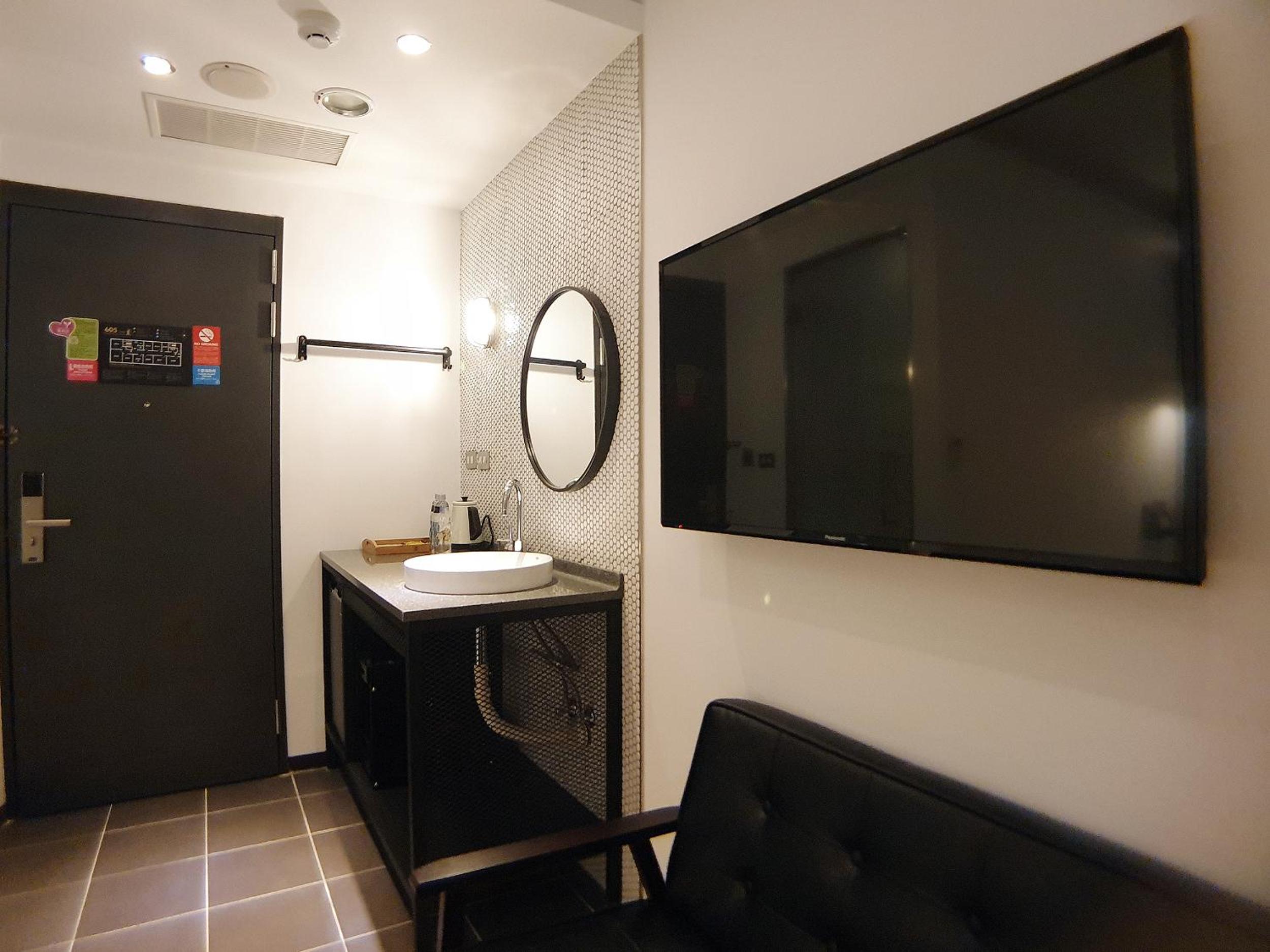 Elegant Double Room - Photo 2
