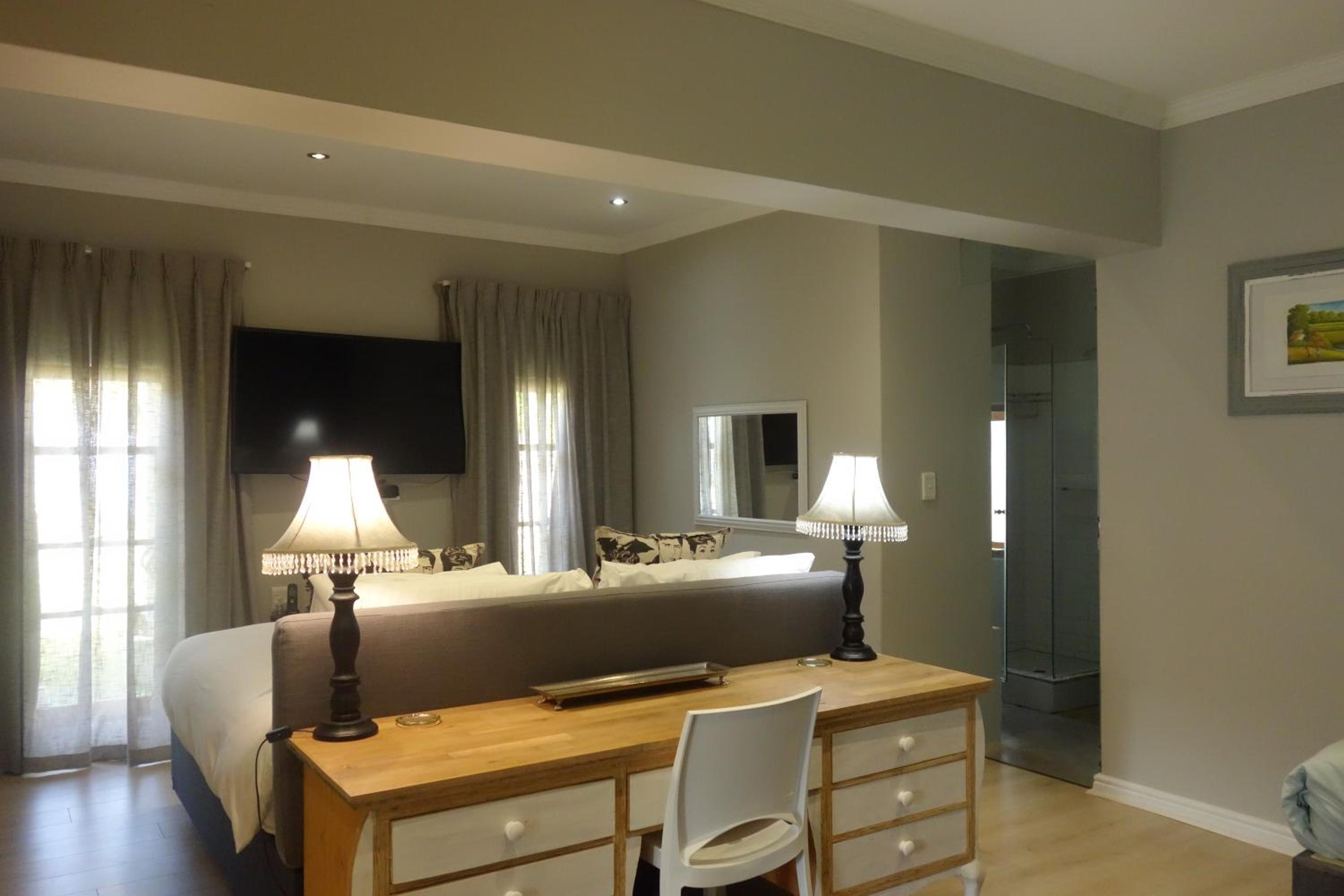 Family Room photo 3