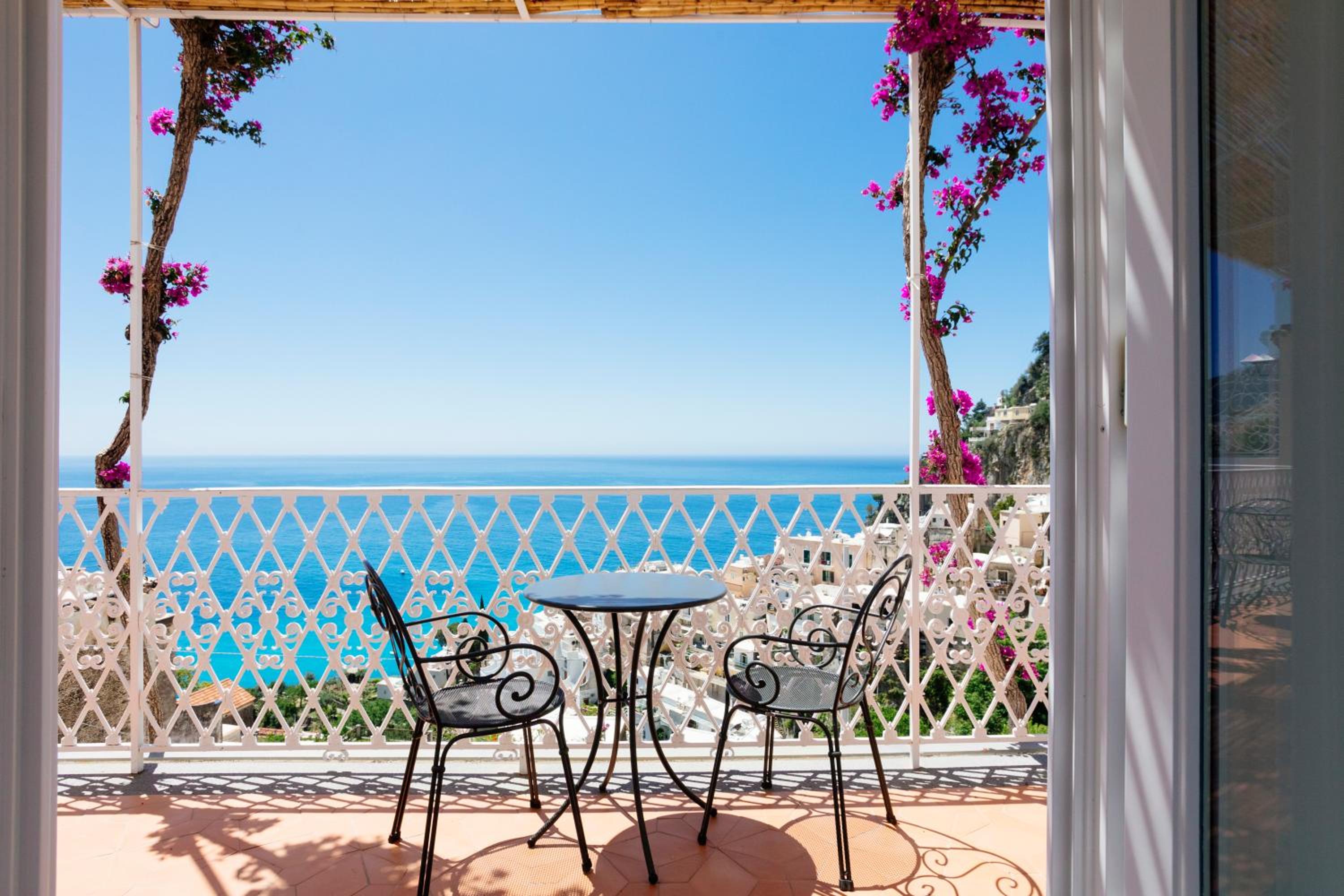 Junior Suite with Terrace and Sea View - Photo 19
