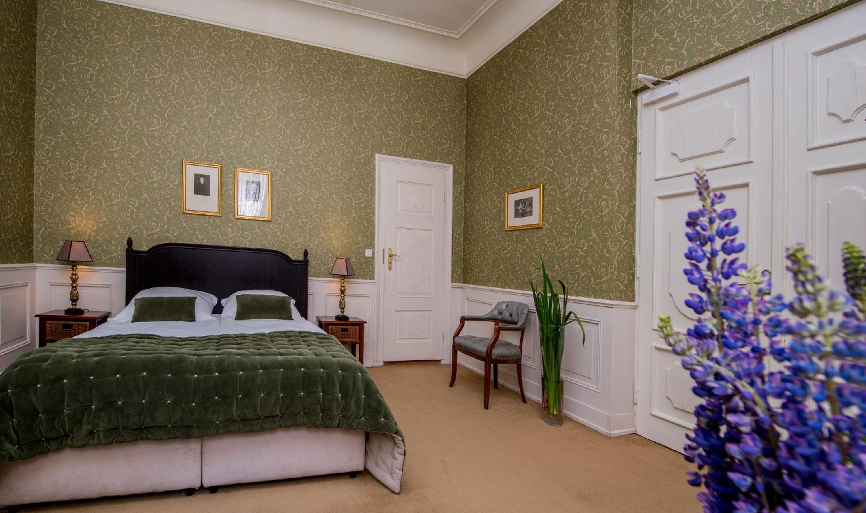 Deluxe Double Room - Photo 16
