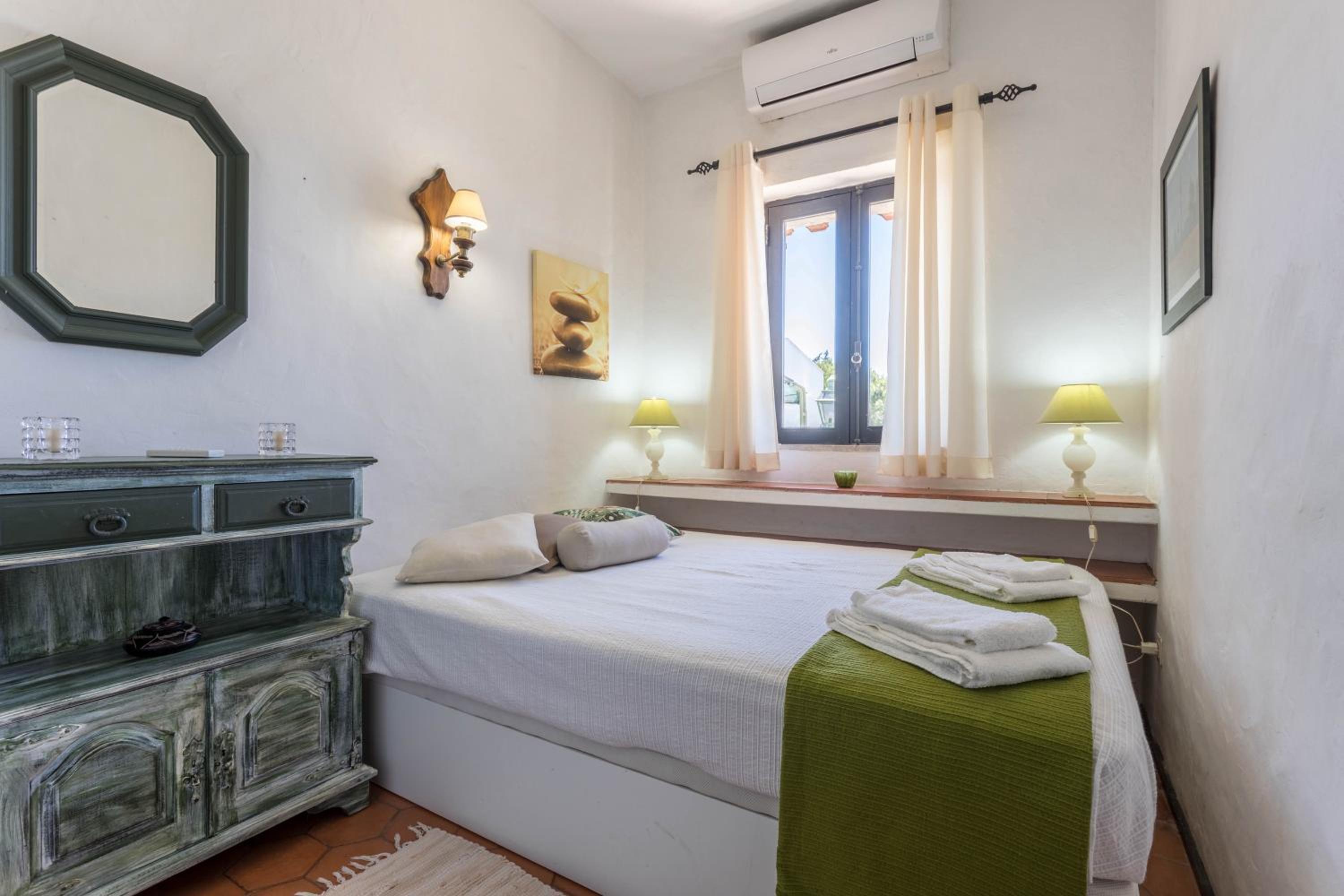 Villa with Garden View - Photo 8