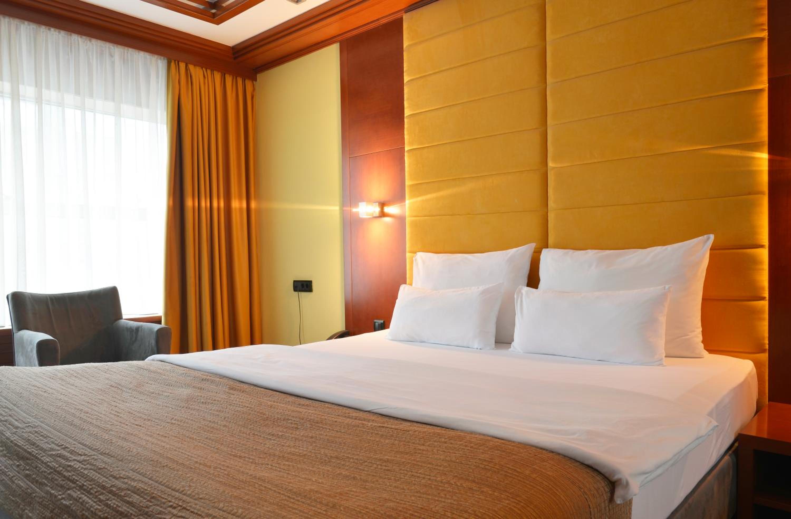 Double Room - Photo 2