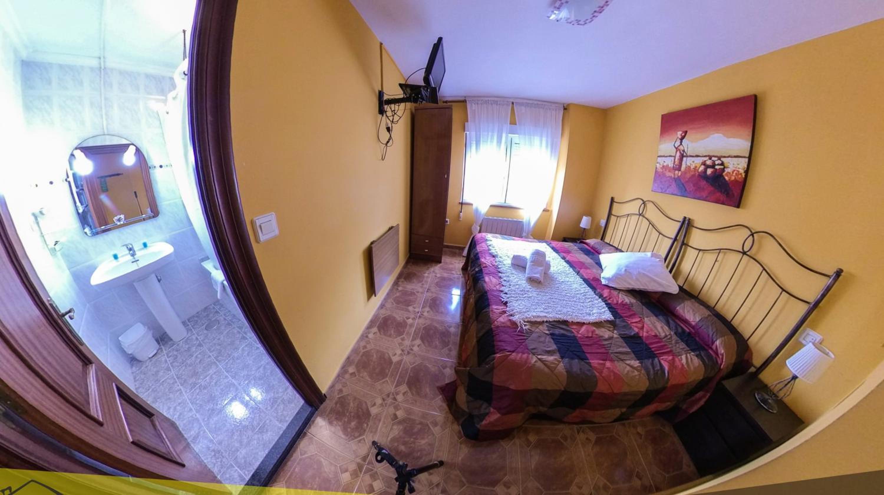 Habitación Doble o con Dos Camas