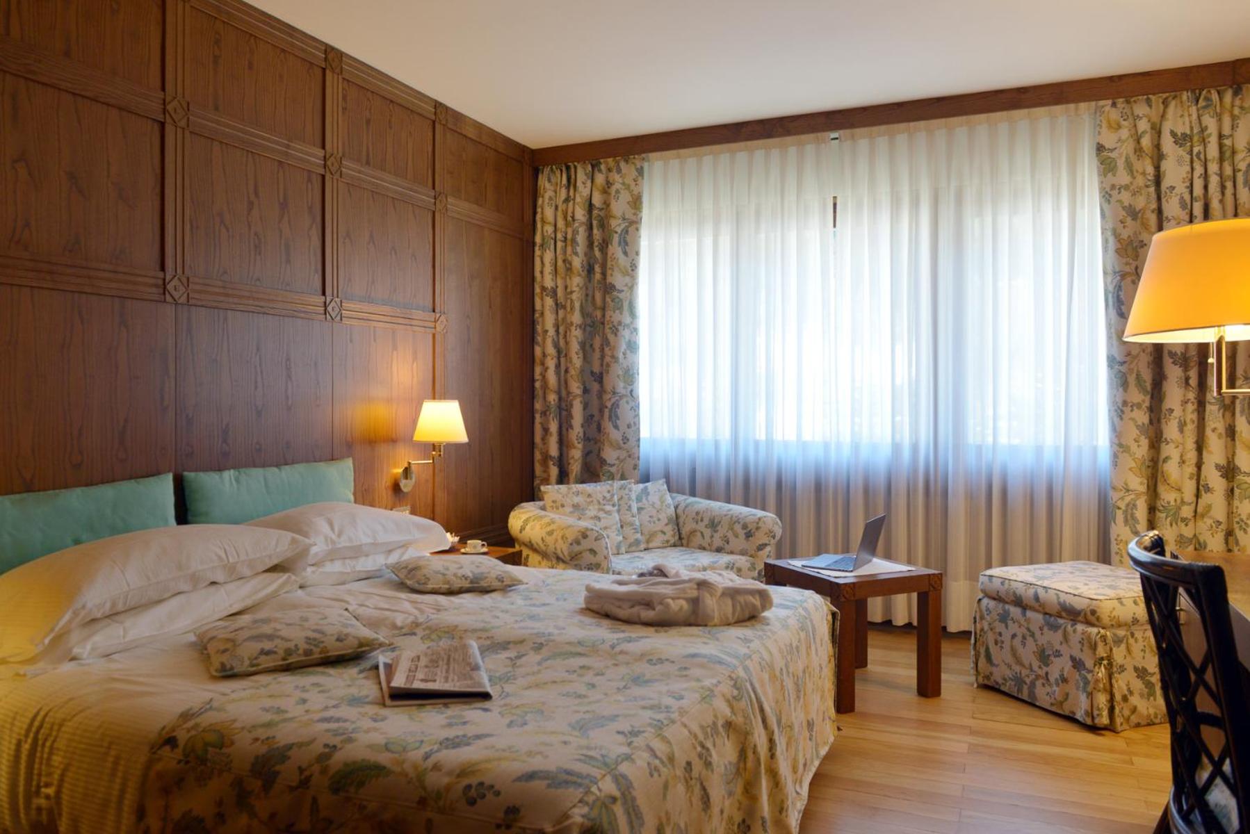 Superior Double or Twin Room - Photo 3