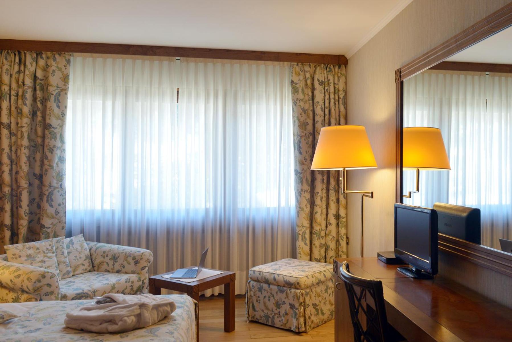 Superior Double or Twin Room - Photo 2