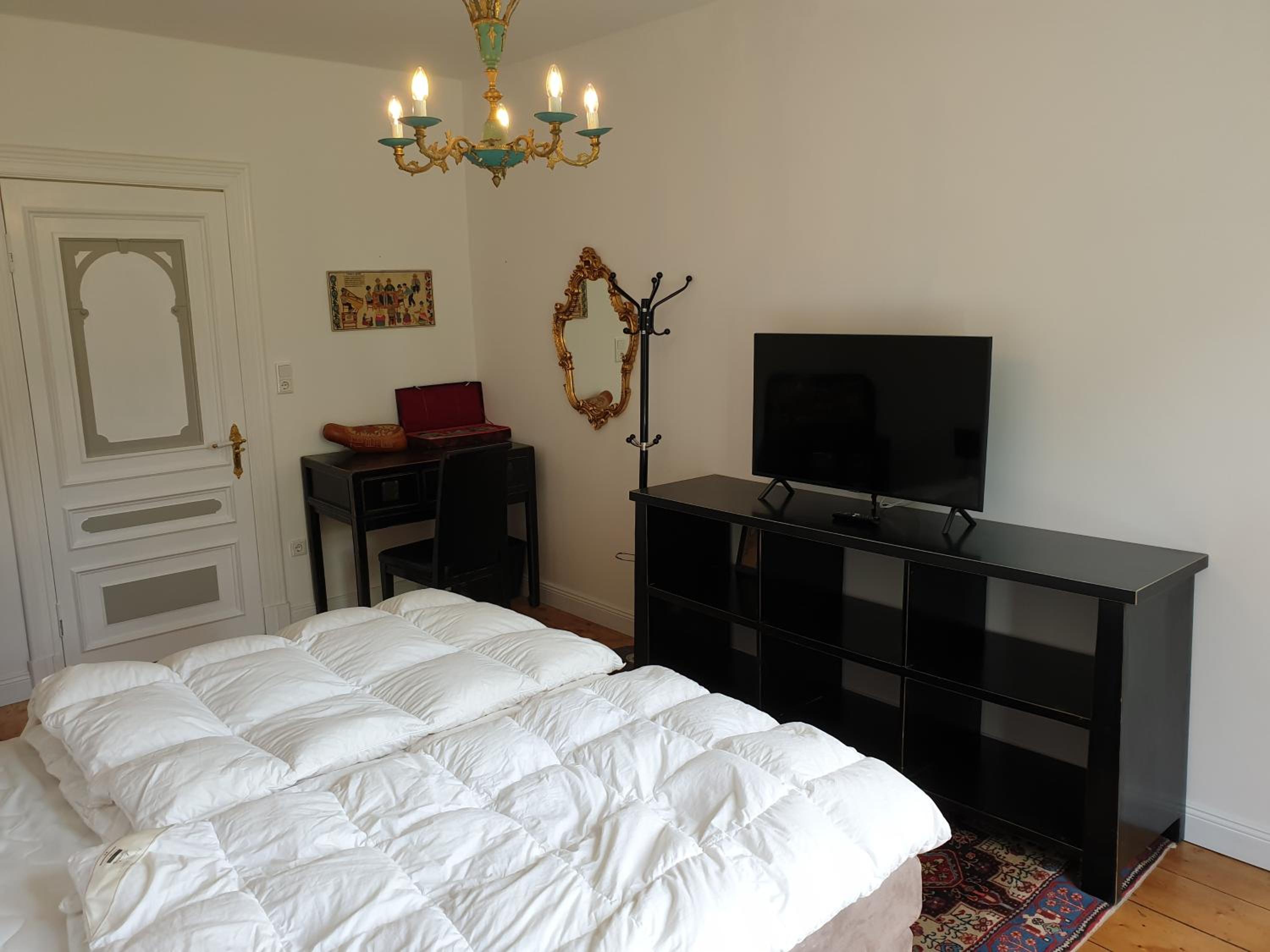 Apartment Manor House - split level photo 1