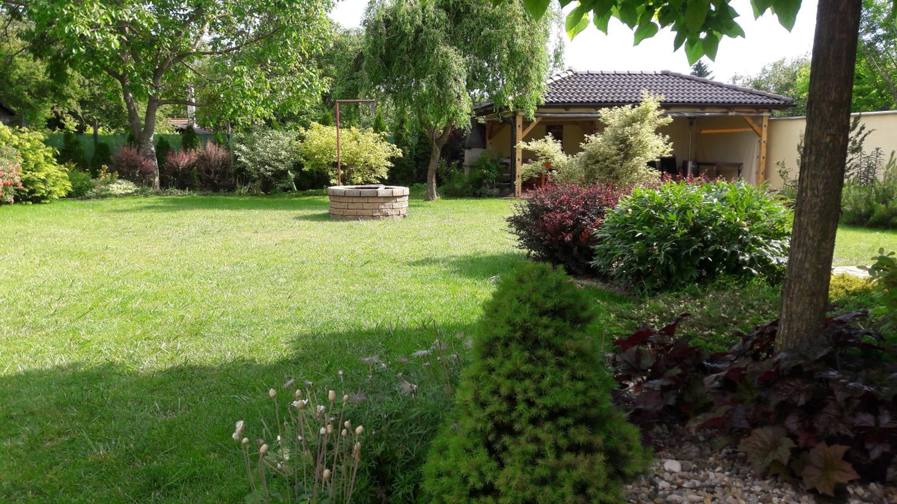 Four-Bedroom House - Photo 12