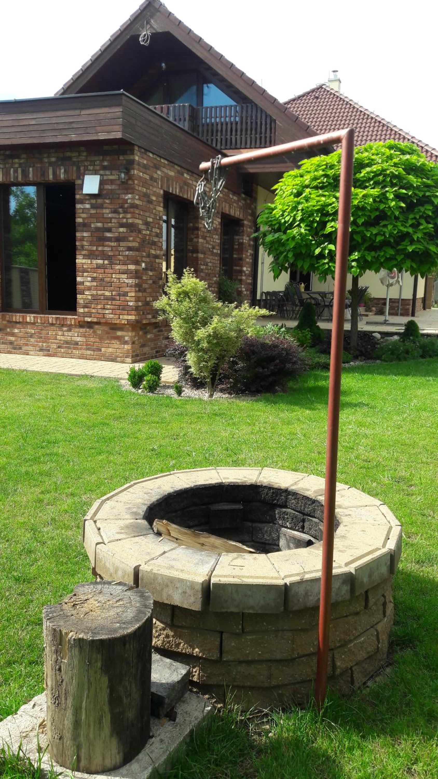 Four-Bedroom House - Photo 11