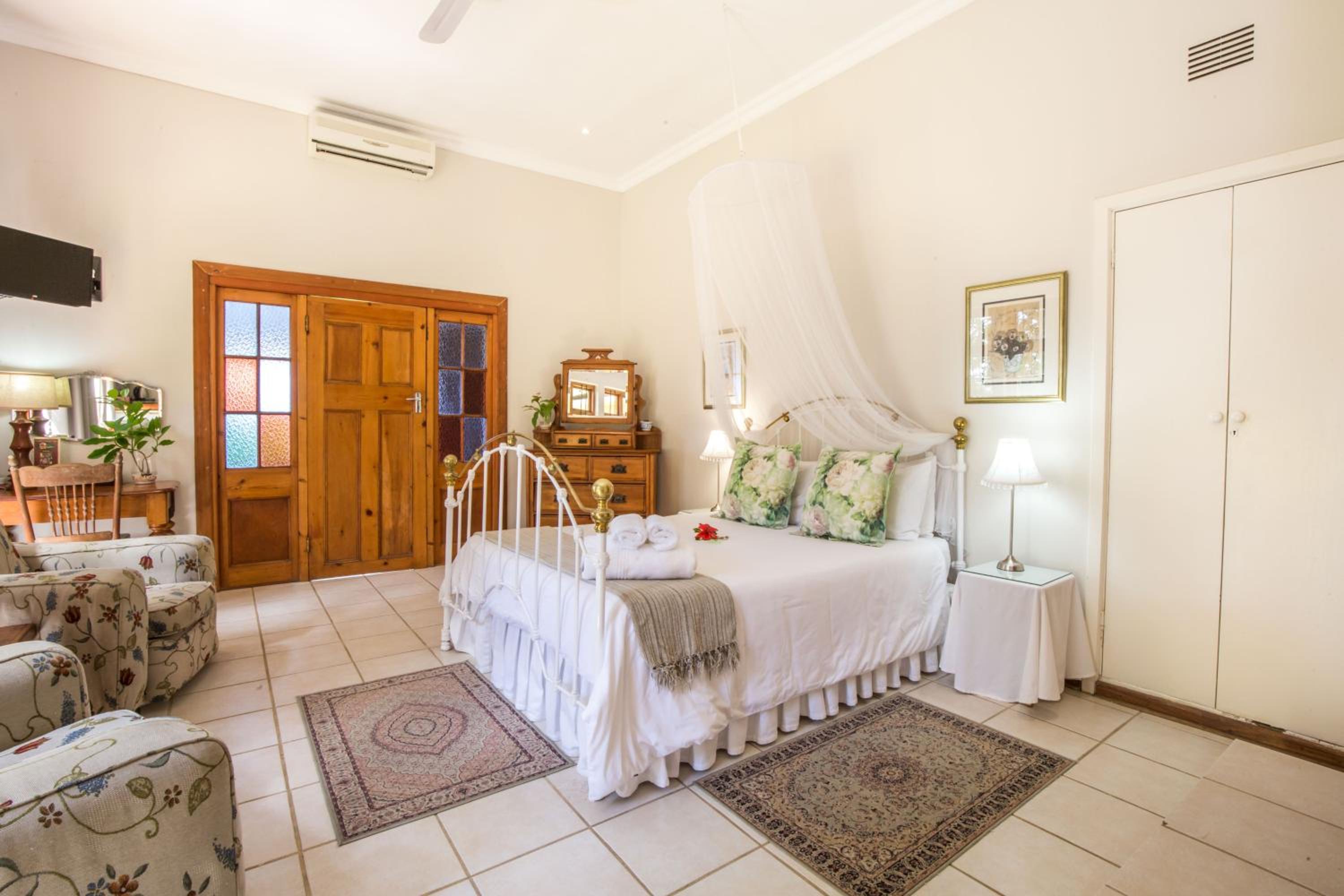 Luxury Double or Twin Room - Photo 3